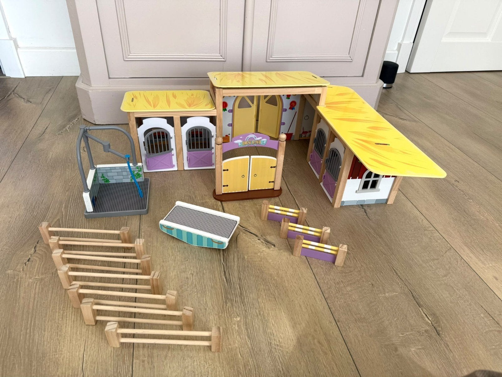 Paardenrange paarden manege hout voor Schleich paarden, Ophalen of Verzenden, Zo goed als nieuw