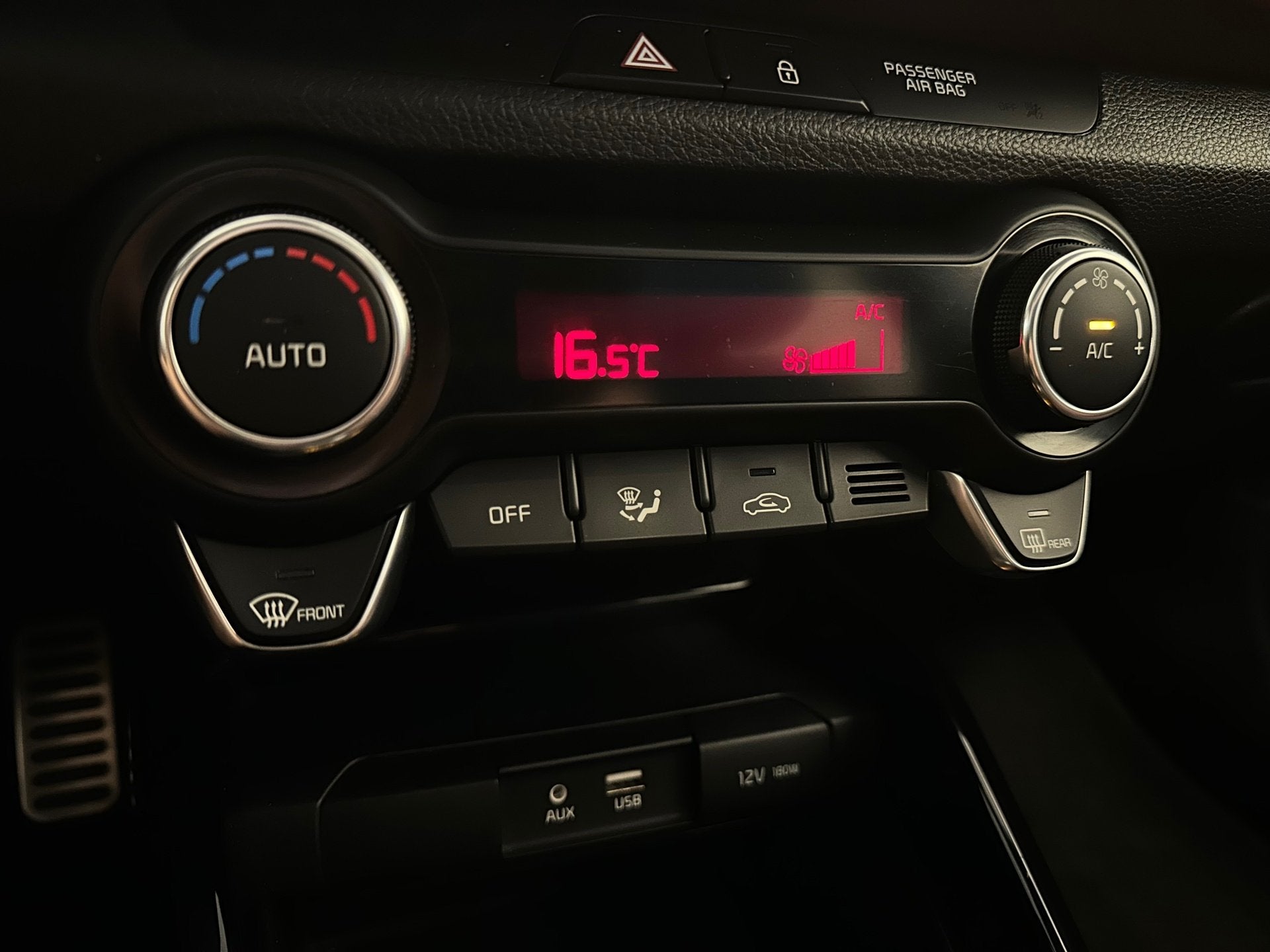 Foto 21 van Kia RIO 1.0 TGDI|120PK|PLATINUM|LEDER|PANO|LED|17"|FULL OPTI