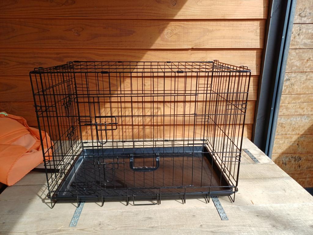 Kleine honden bench, Dieren en Toebehoren, Hondenhokken, Ophalen, Zo goed als nieuw, Minder dan 75 cm, Minder dan 65 cm
