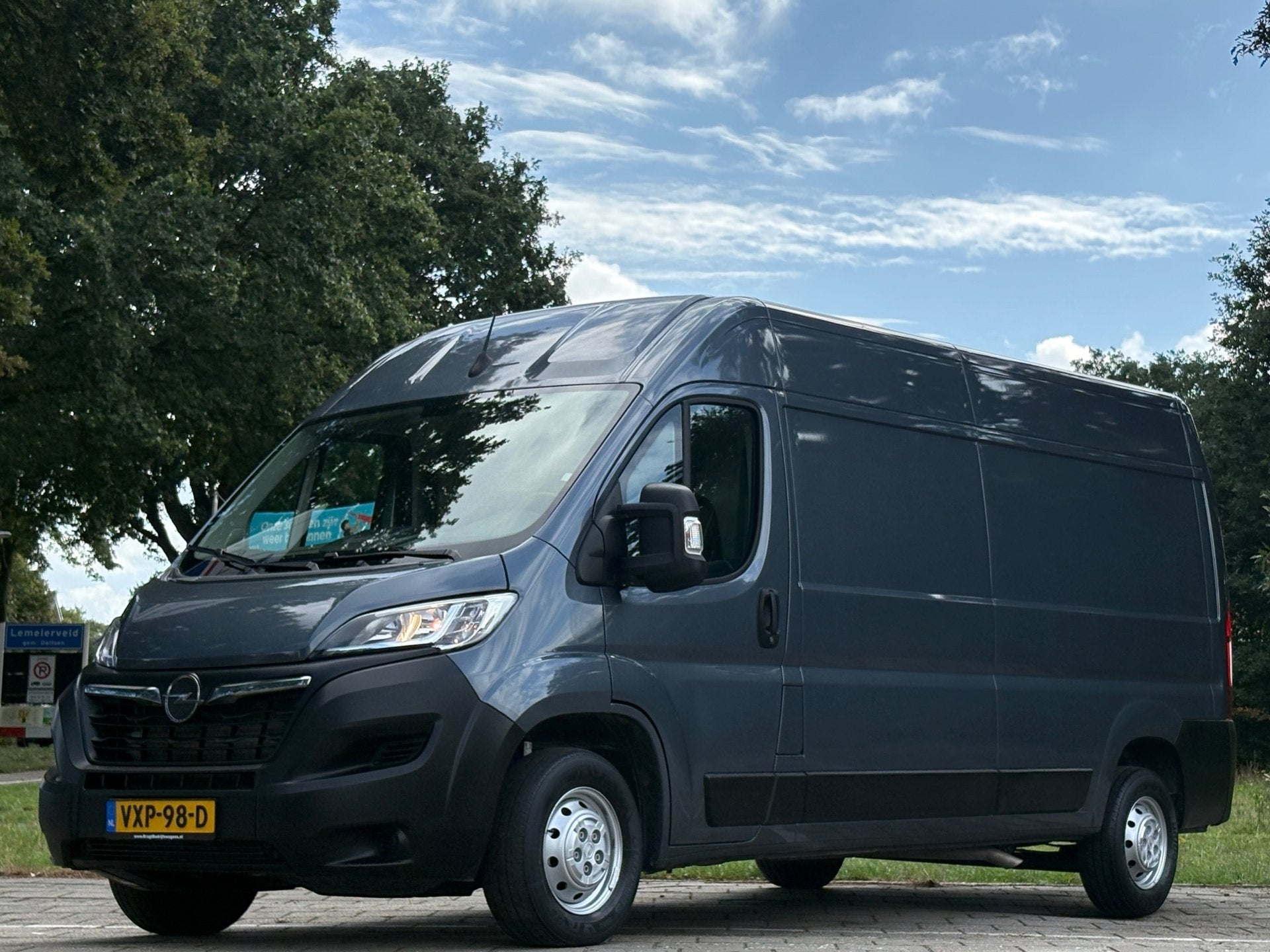 Opel Movano 2.2D 140PK L4H3|trekhaak 2500KG|airco|cruise|ach, Auto's, Voorwielaandrijving, Dealer onderhouden, Stof, Gebruikt