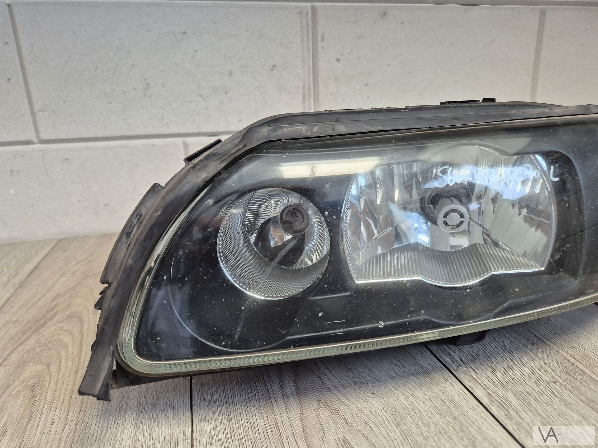 Koplamp XENON links van Volvo S60 V70 XC70 2000-2004 €150, Gebruikt, -, -, Ophalen of Verzenden