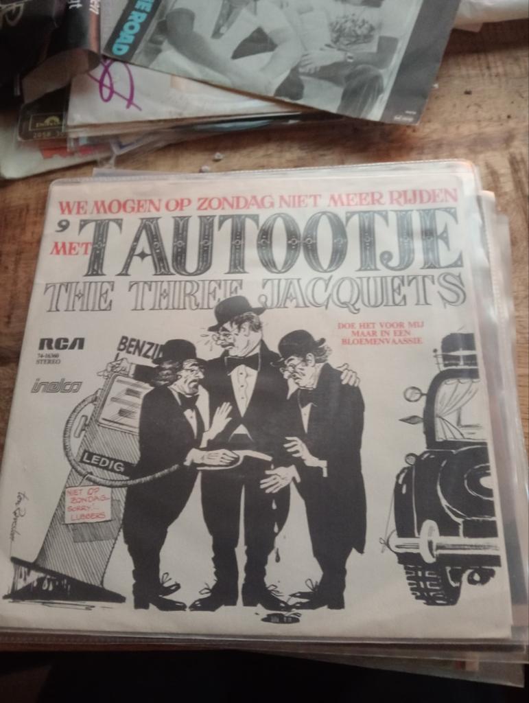 The three Jacquets - t autootje, Ophalen of Verzenden, Zo goed als nieuw, Overige formaten, Levenslied of Smartlap
