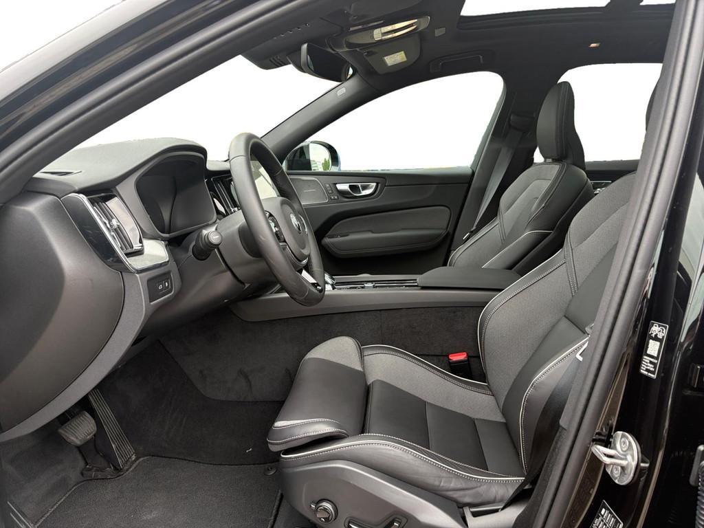 Volvo XC60 Plug-in hybrid AWD Plus Black Edition | Head- up, Automaat, Gebruikt, Euro 6, 4 cilinders
