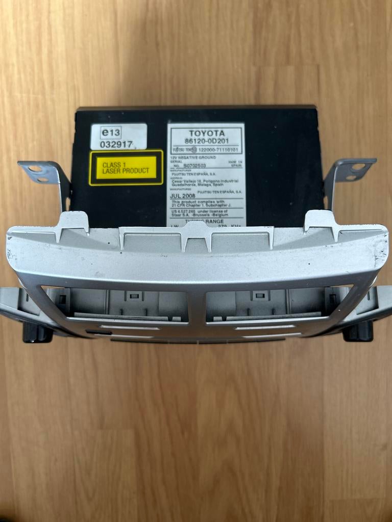 Toyota Yaris radio, Auto diversen, Autoradio's, Ophalen of Verzenden, Gebruikt