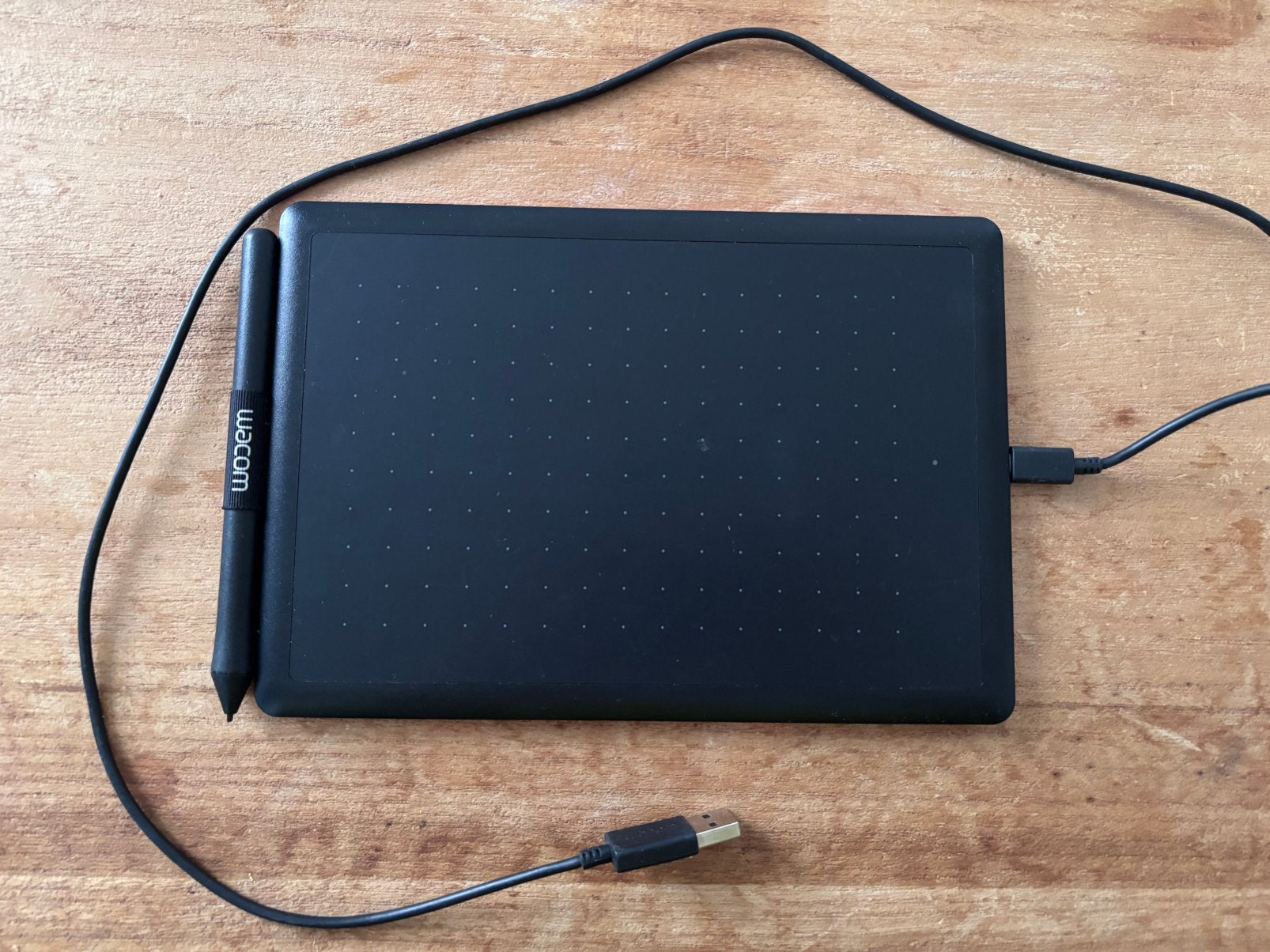 Pen tablet wacom one, Computers en Software, Tekentablets, Ophalen of Verzenden, Zo goed als nieuw