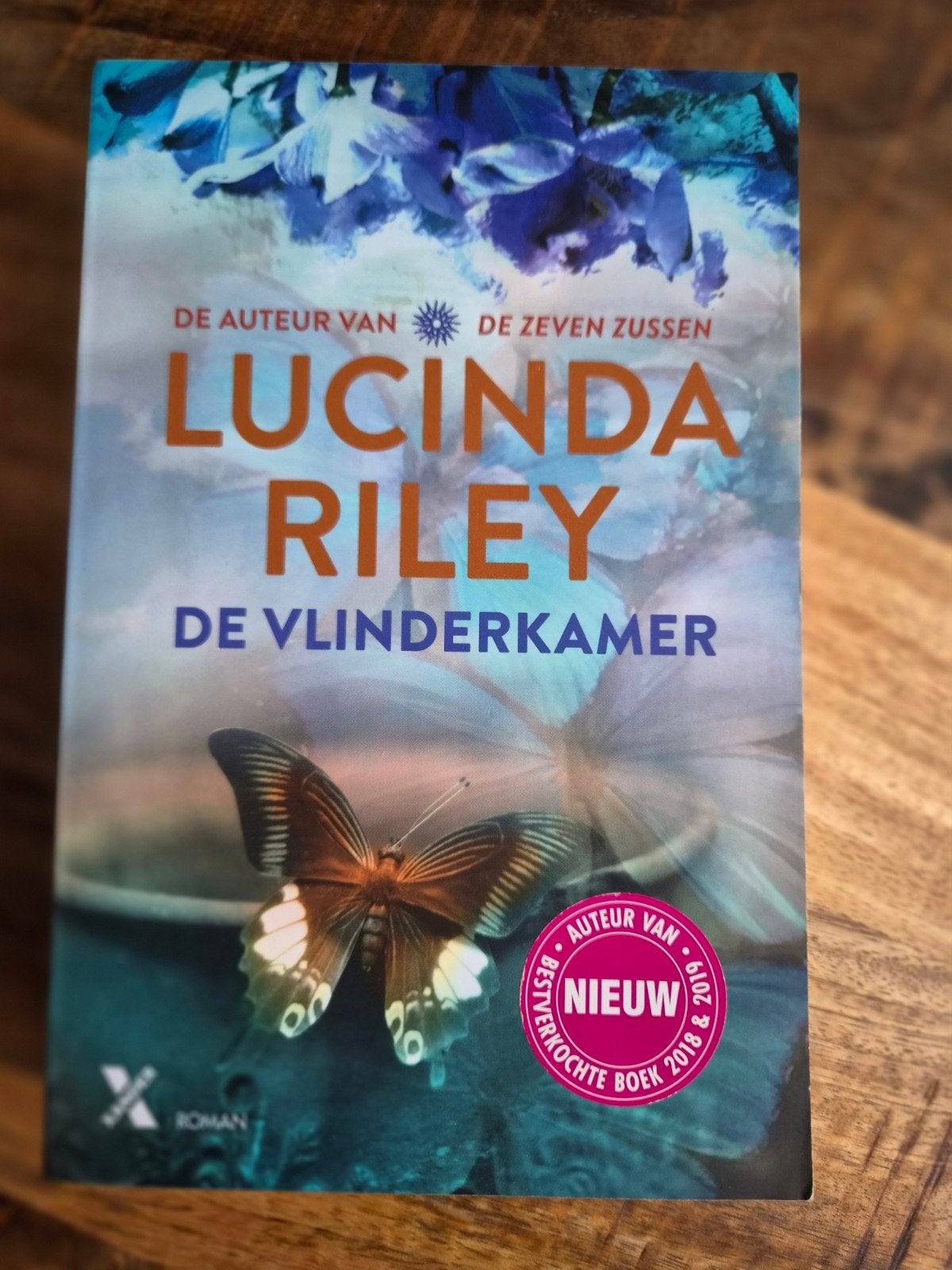 4x lucinda riley, Ophalen of Verzenden, Zo goed als nieuw