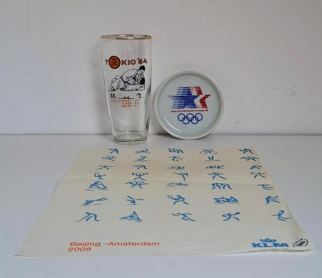 3 OS, Glas ‘64 Schoteltje ‘84&KLM Headcover’08 ps€3,33 €9,99, Verzamelen, Glas en Borrelglaasjes, Ophalen of Verzenden, Zo goed als nieuw