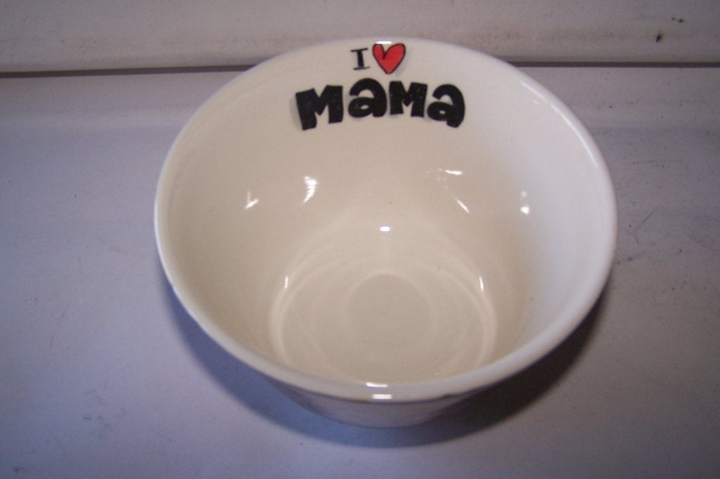 Leuke Blond kom 'I love Mama' met vrolijke illustraties., Huis en Inrichting, Keramiek, Ophalen of Verzenden, Zo goed als nieuw