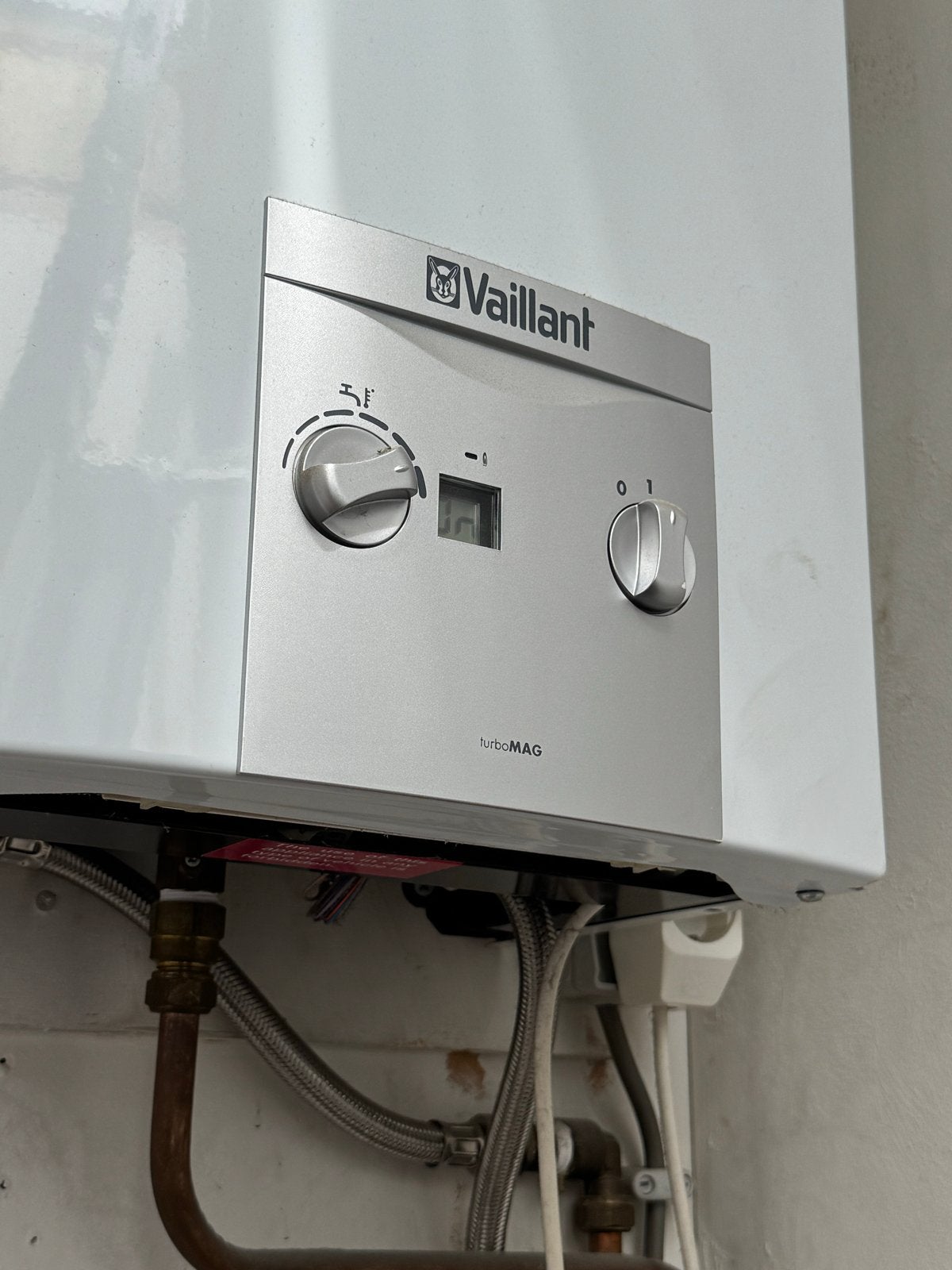 Vaillant turboMAG doorstroomboiler, Ophalen, Cv-ketel of Combi-ketel, Minder dan 60 cm, Zo goed als nieuw