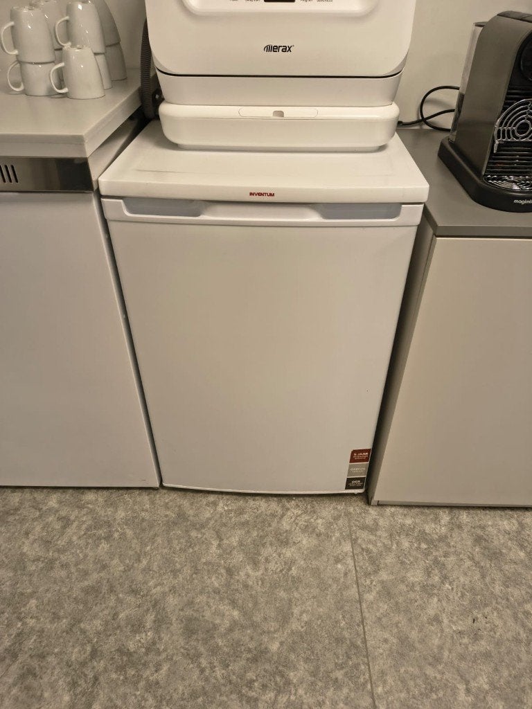 Inventum VR550 Vrieskast - 5 jaar jong, weinig gebruikt, Minder dan 60 cm, Zo goed als nieuw, Vrijstaand, Ophalen