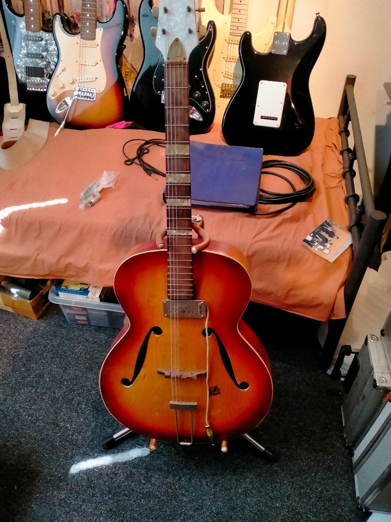 Framus gitaar, Ophalen of Verzenden, Gebruikt, Western- of Steelstringgitaar, Met (piezo-)element