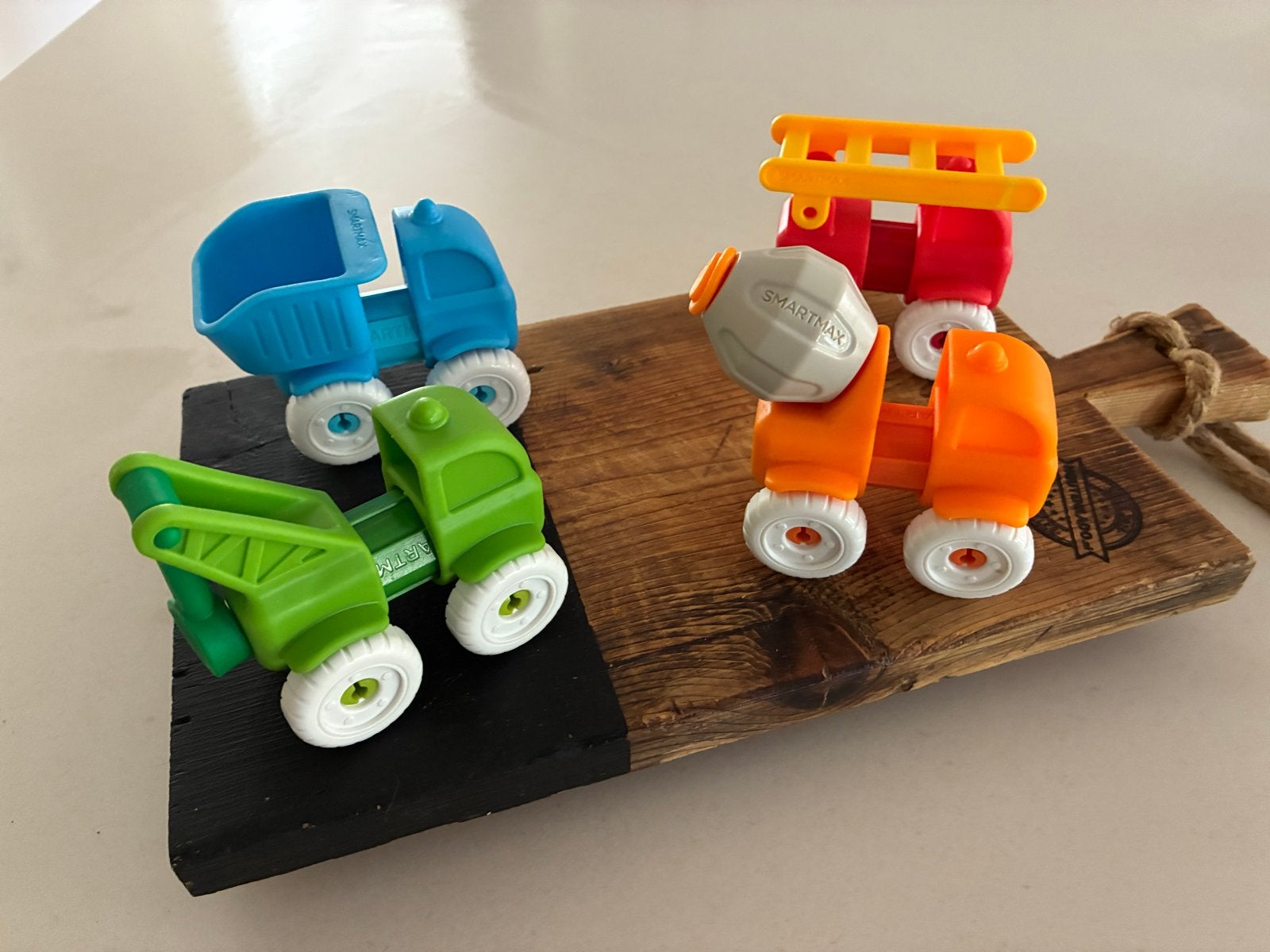 SmartMax Bouwvoertuigen – Magnetisch Speelgoed – 4-delig, Ophalen, Zo goed als nieuw