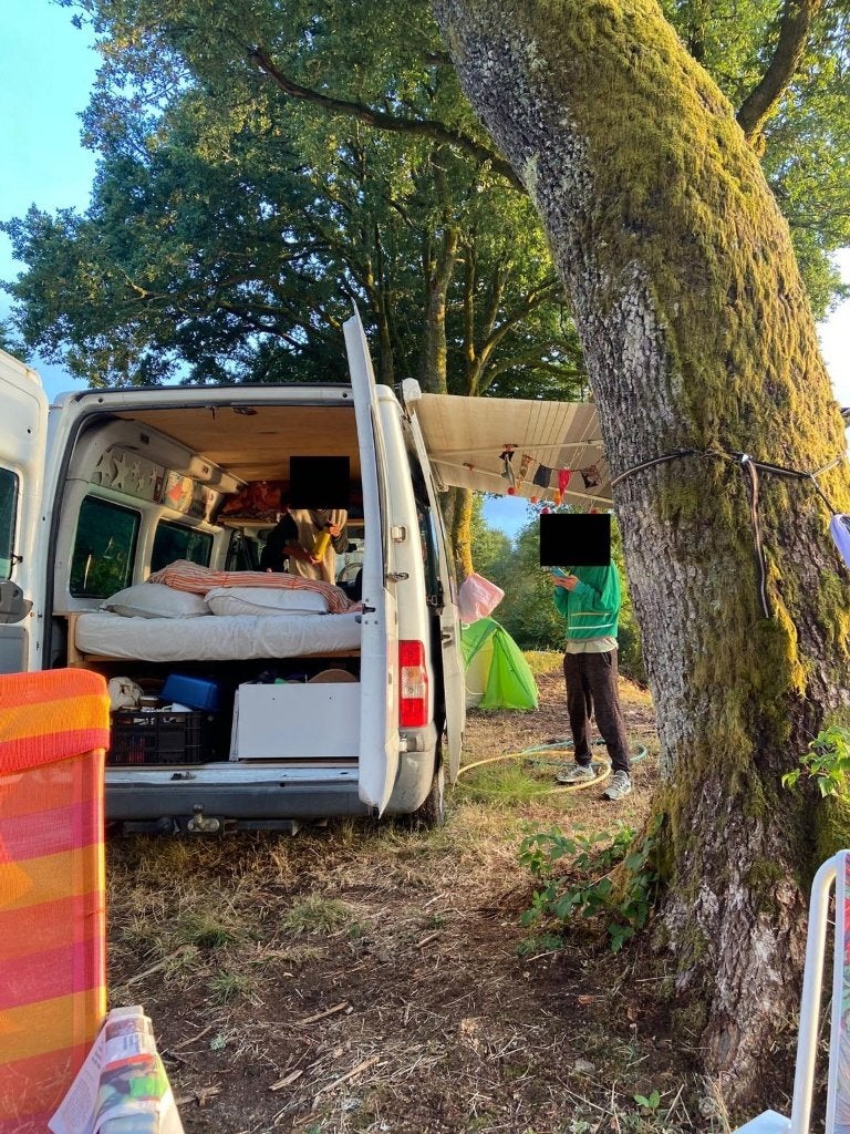 Eenvoudige praktische camper bus Ford Transit, 2006, Caravans en Kamperen, Ford, Tot en met 2, Particulier, Ford