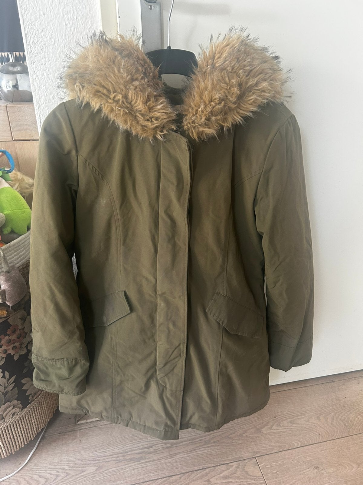 Danes jas met capuchon met bontkraag, Kleding | Dames, Jassen | Winter, Ophalen of Verzenden, Zo goed als nieuw, Zwart