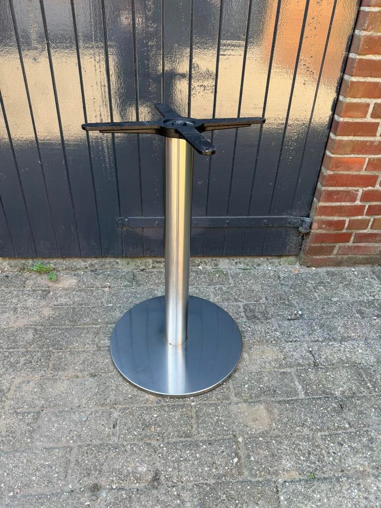 Horeca onderstellen / tafelonderstellen / bistrotafels, Ophalen, Minder dan 55 cm, Satelliet, Zo goed als nieuw