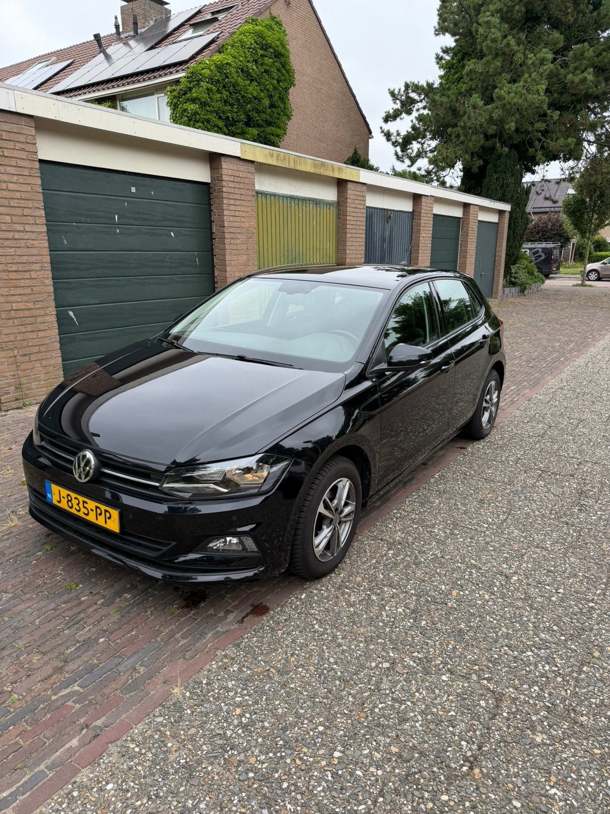 VW Polo 1.0 TSI Business CarPlay Camera Cruise NAP zwart, Voorwielaandrijving, Zwart, 95 pk, 1055 kg