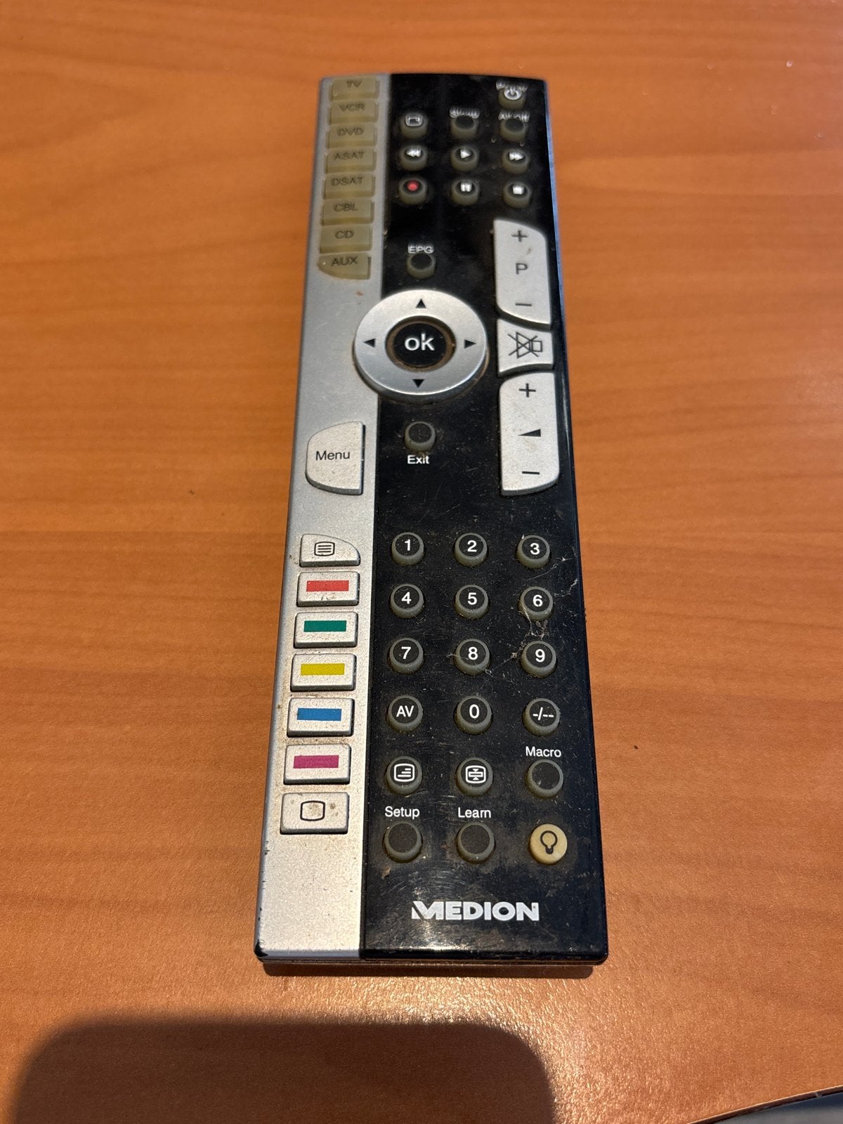 Medion Universele Afstandsbediening - Gebruikt, Verzenden, Gebruikt, Universeel, Dvd