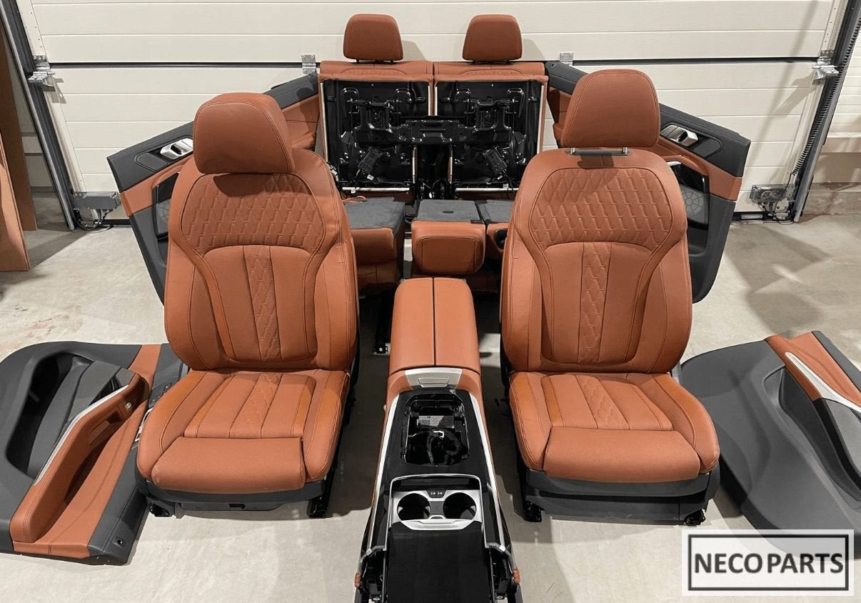 BMW X7 G07 LCI M-PAKKET 14KM INTERIEUR SET STOELEN VERWARMD, Gebruikt, -, -, Ophalen of Verzenden