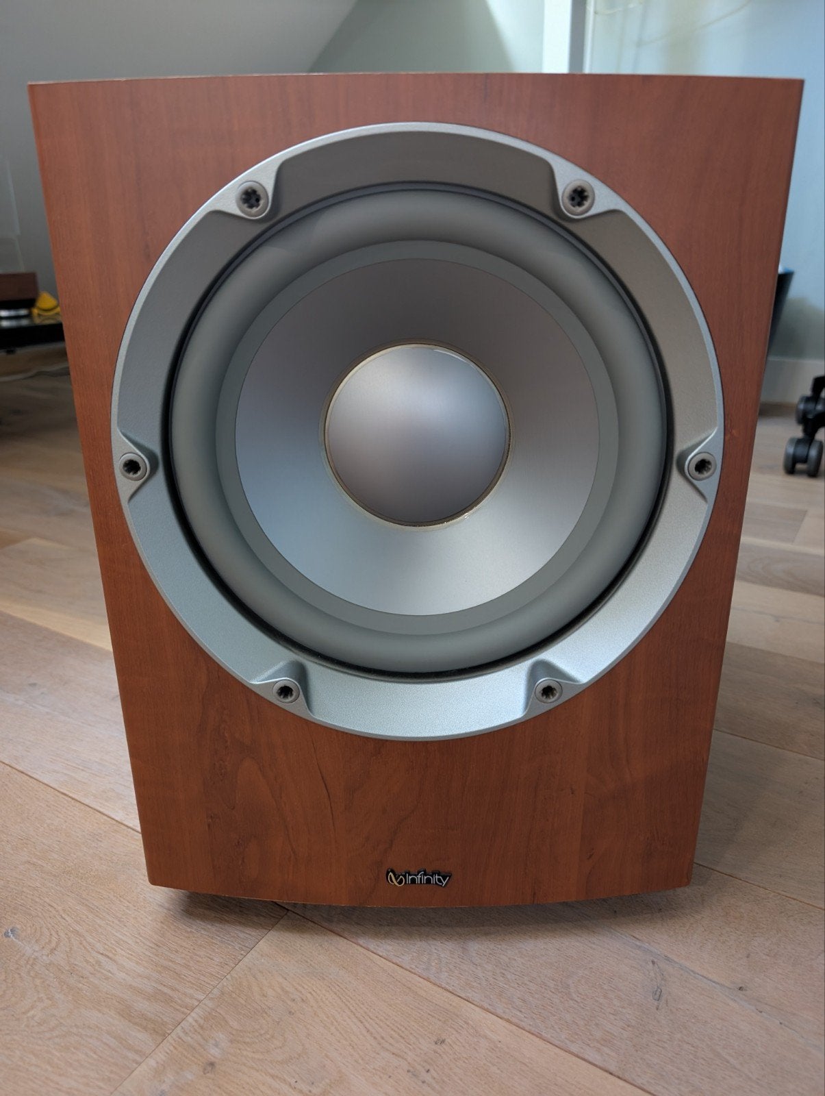 Infinity beta sw10-230 subwoofer, Audio, Tv en Foto, Luidsprekers, Gebruikt, Subwoofer, Ophalen, 150 watt of meer