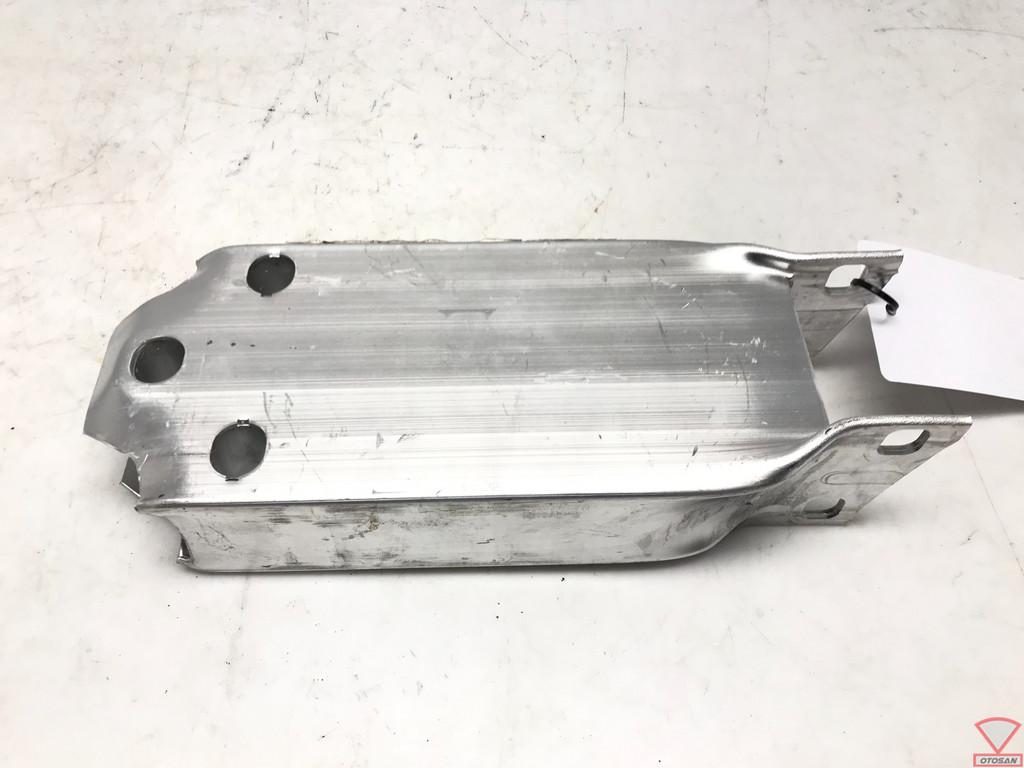MB C Klasse W206 Bumperbalk Absorber Links A2066200100