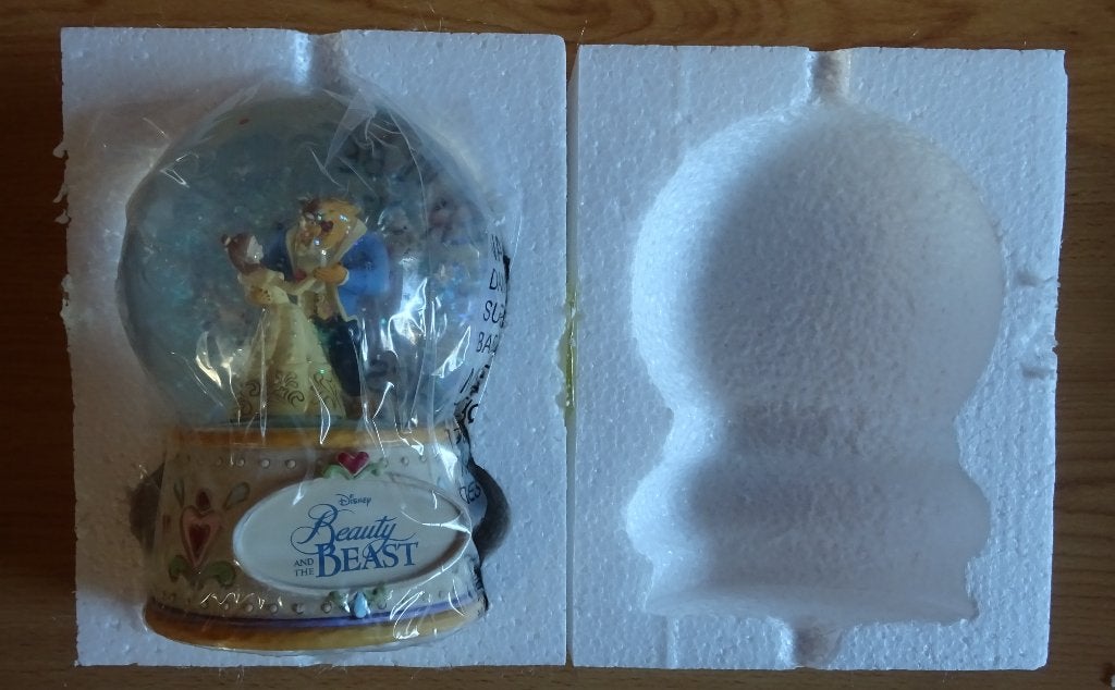 Disney Traditions Beauty and the Beast sneeuwbol, Verzamelen, Disney, Ophalen of Verzenden, Assepoester of Belle, Nieuw, Beeldje of Figuurtje