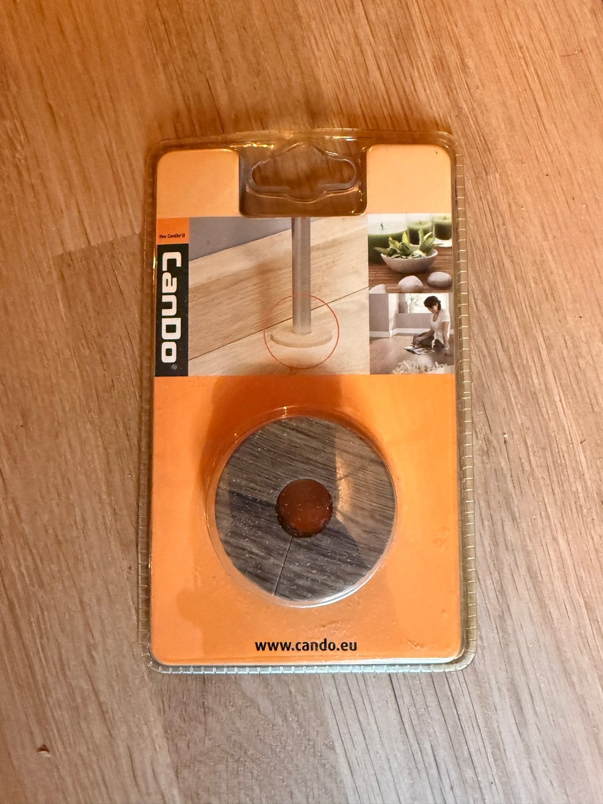 2 stuks radiator rozetten voor laminaat, Ophalen, Nieuw, Kunststof, Overige typen