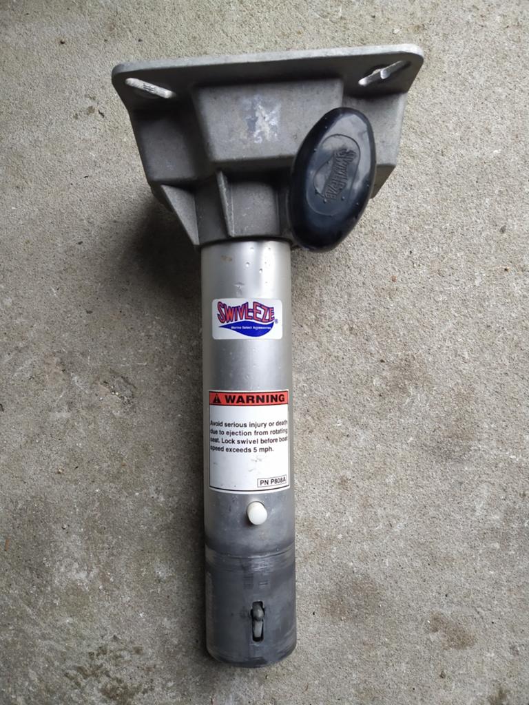 Attwood Swivl-Eze bootstoel poot incl montageplateau, Watersport en Boten, Ophalen of Verzenden, Gebruikt, Interieur en Kussens