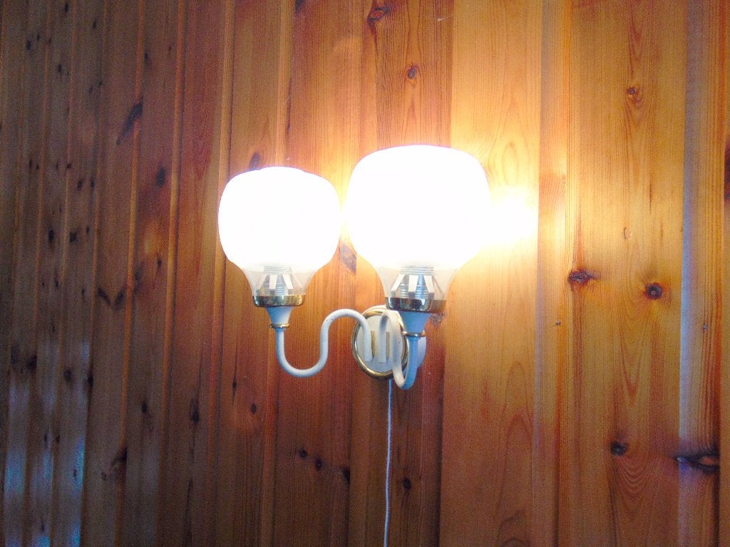 vintage wandlamp met 2 gazen bollen, jaren 60, Huis en Inrichting, Lampen | Wandlampen, Ophalen of Verzenden, Gebruikt, Glas