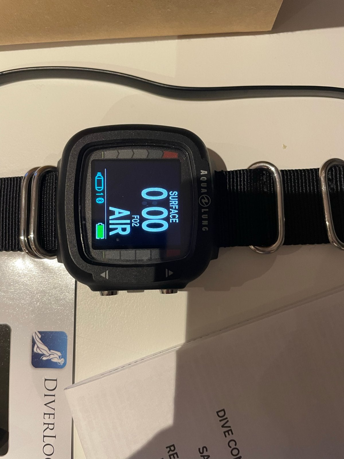 Aqualung i330R Duikcomputer - Zo goed als nieuw, Watersport en Boten, Duiken, Ophalen of Verzenden, Zo goed als nieuw, Duikcomputer