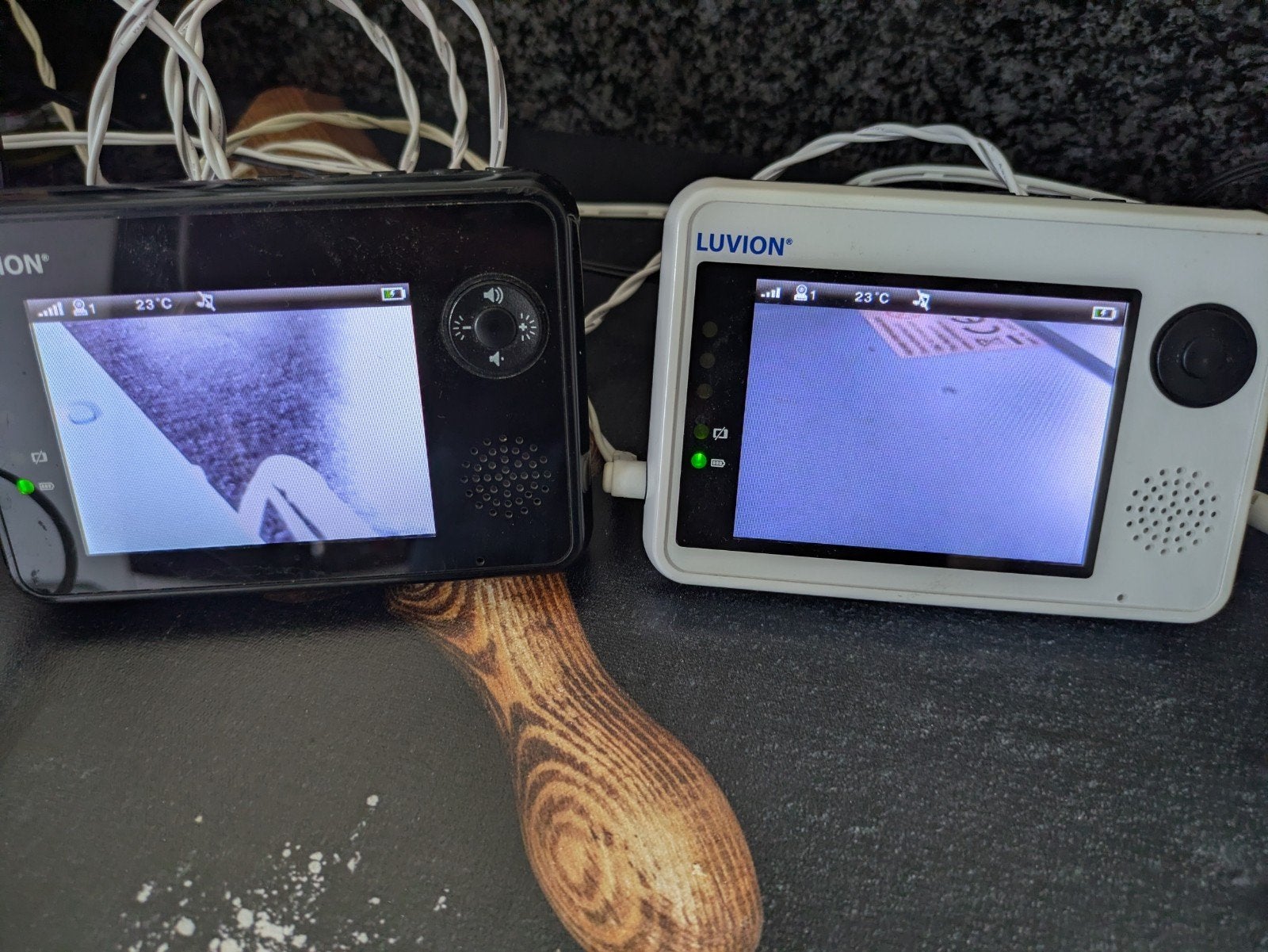 Luvion Babyfoon met 2 schermen en 3 camera's, Kinderen en Baby's, Babyfoons, Ophalen of Verzenden, Gebruikt, Camera