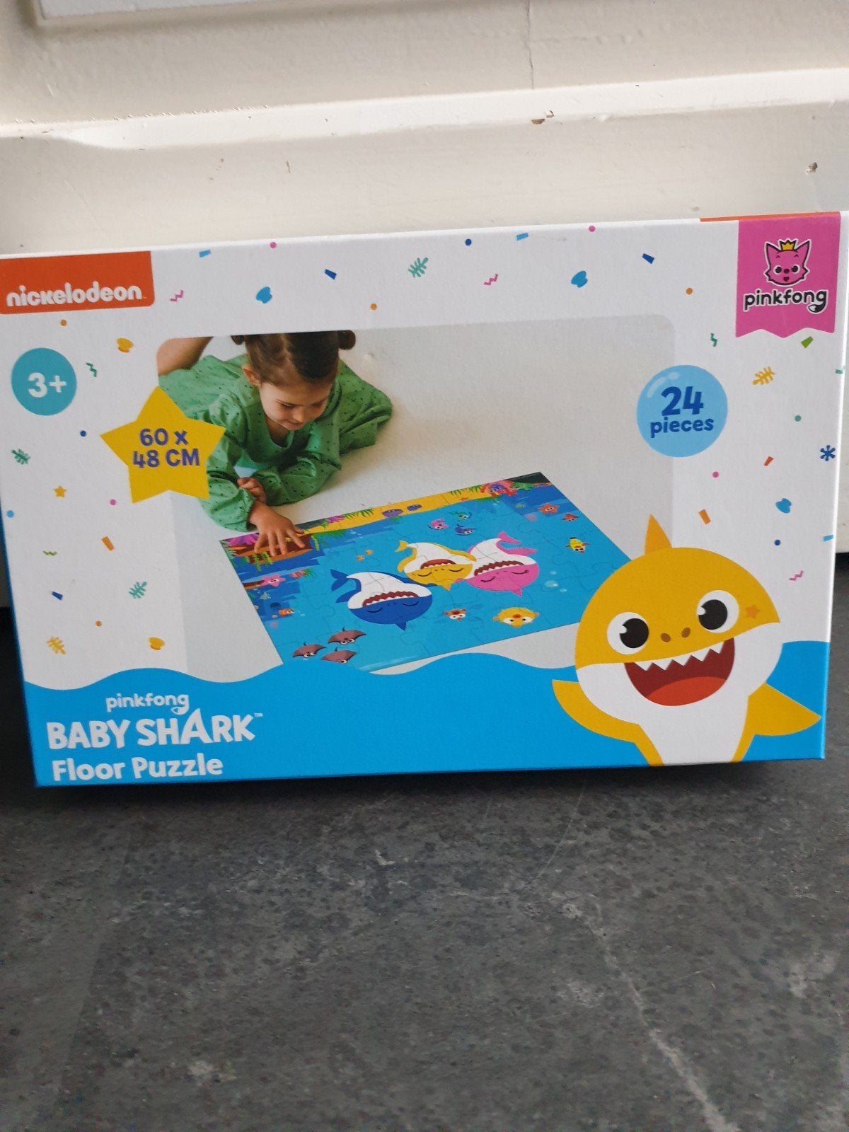 puzzel baby shark, Ophalen, 10 tot 50 stukjes, Zo goed als nieuw