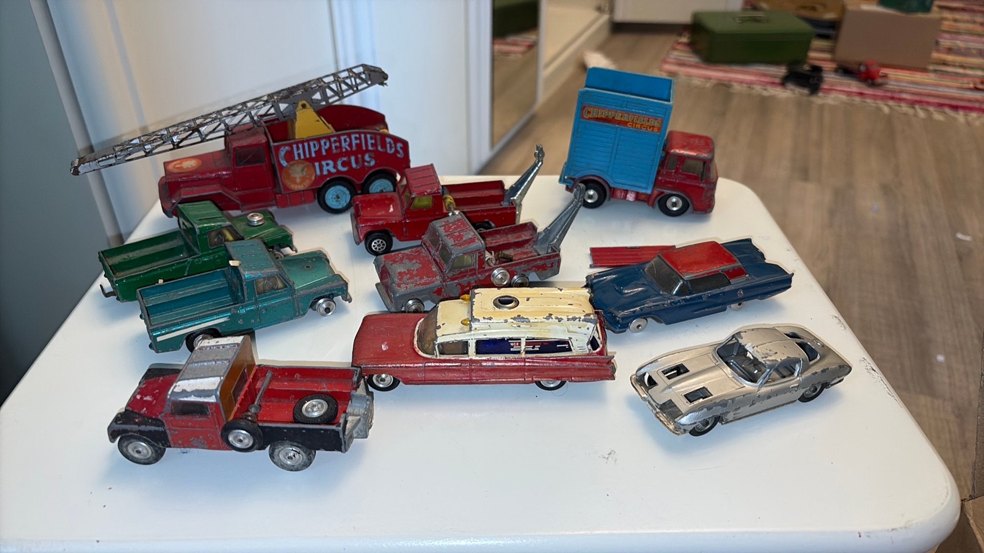 CORGI TOYS  SLOPERIJ, Hobby en Vrije tijd, Modelauto's | 1:43, Ophalen of Verzenden, Gebruikt, Auto, Corgi