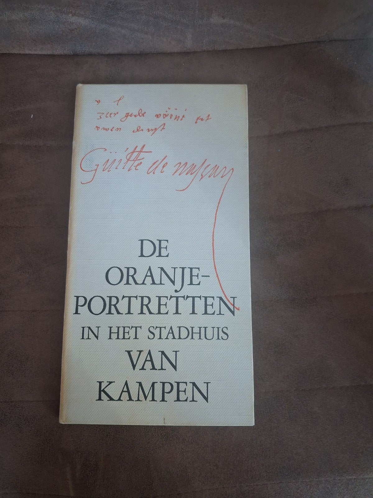 De oranje portretten in het stadhuis van Kampen, Ophalen of Verzenden, Tijdschrift of Boek