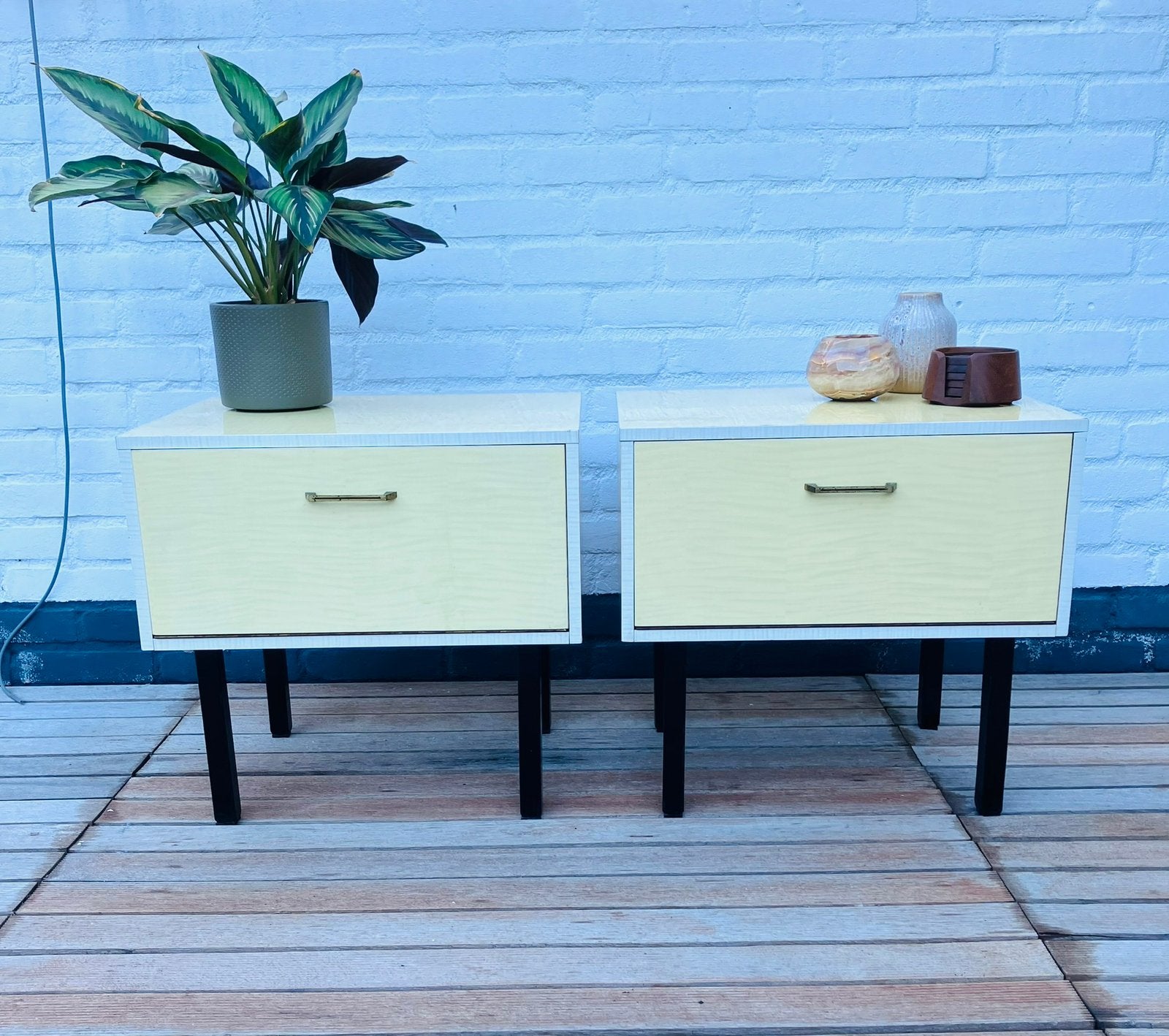 Vintage Nachtkastjes jaren 50/60 in Bauhaus- of retro-stijl, Huis en Inrichting, Ophalen, Zo goed als nieuw, 45 tot 65 cm, Minder dan 55 cm