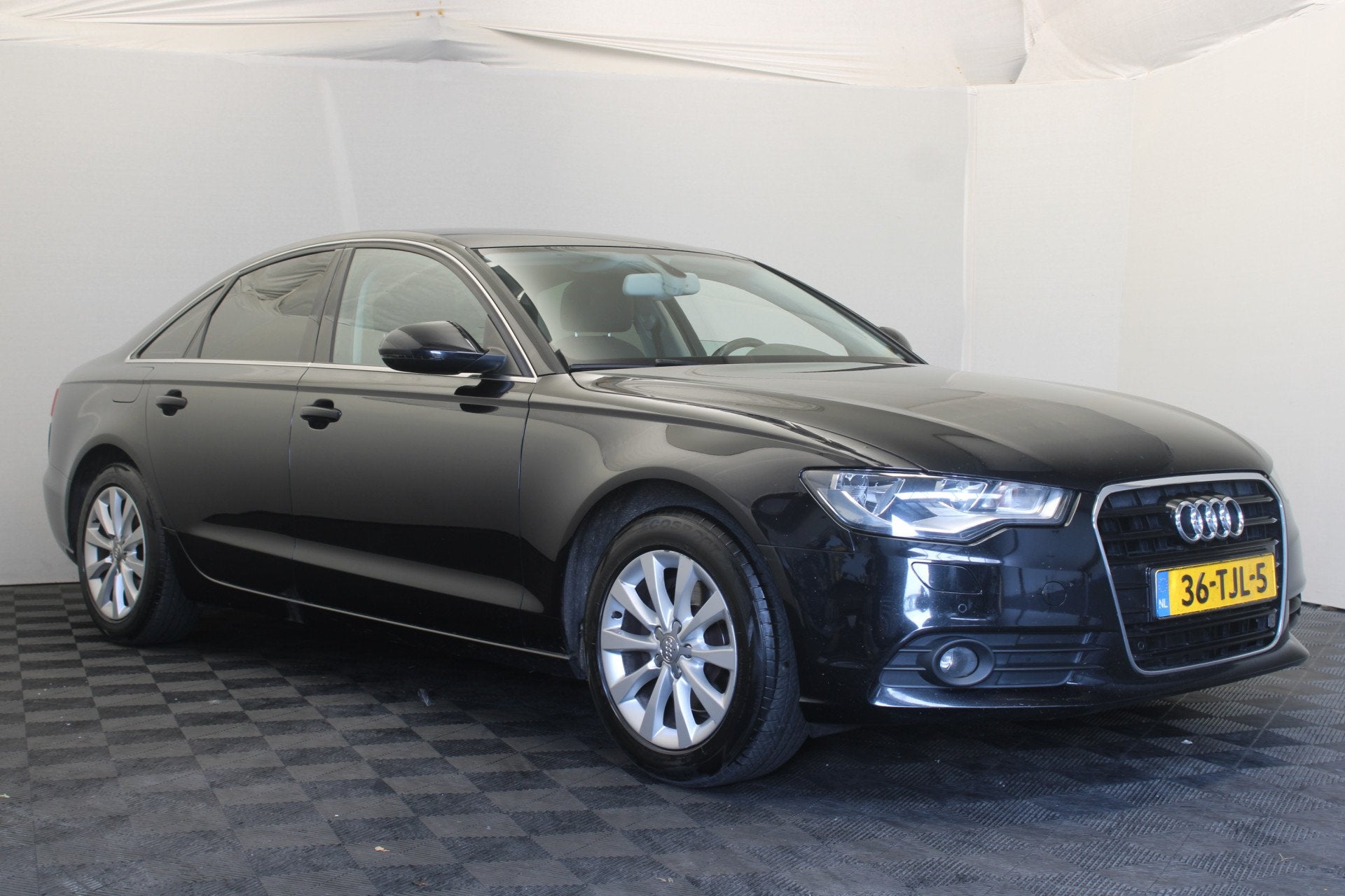 Audi A6 Limousine 2.0 TFSI Pro Line (bj 2012), Auto's, Voorwielaandrijving, Euro 5, Gebruikt, Zwart