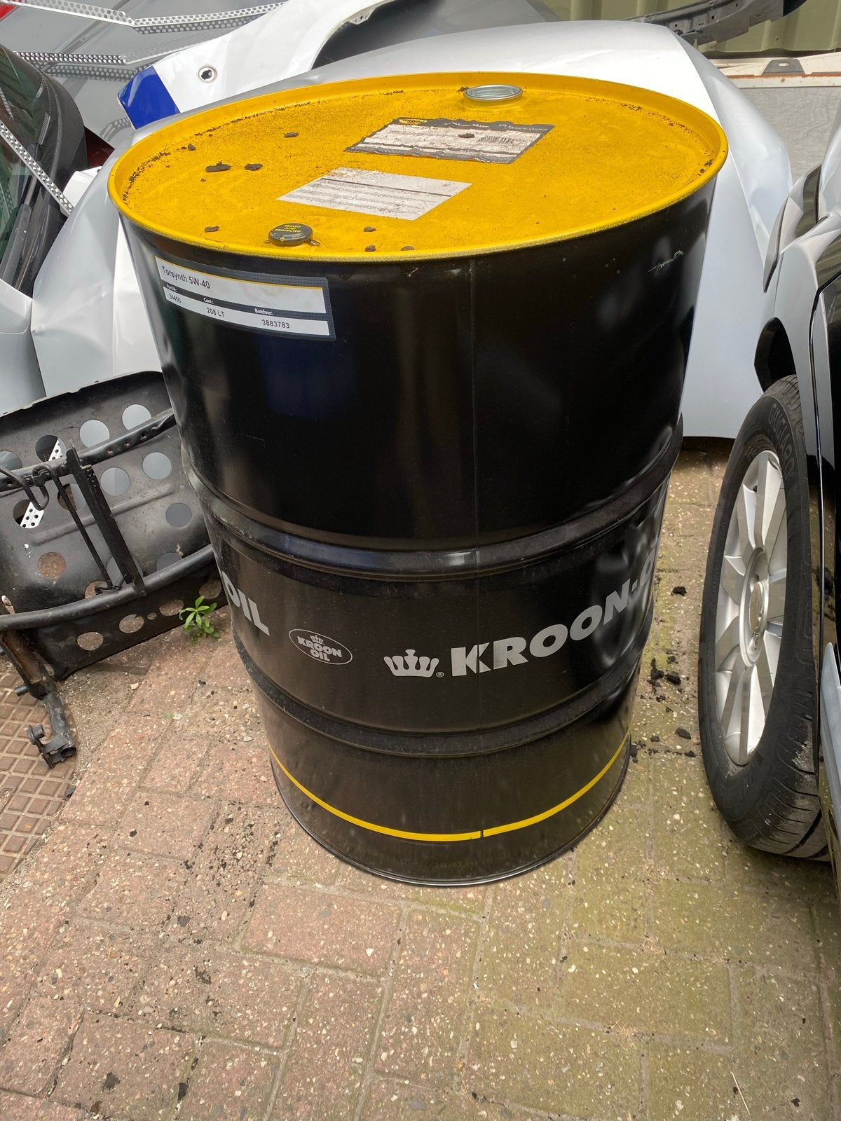 208 liter olievat, Ophalen