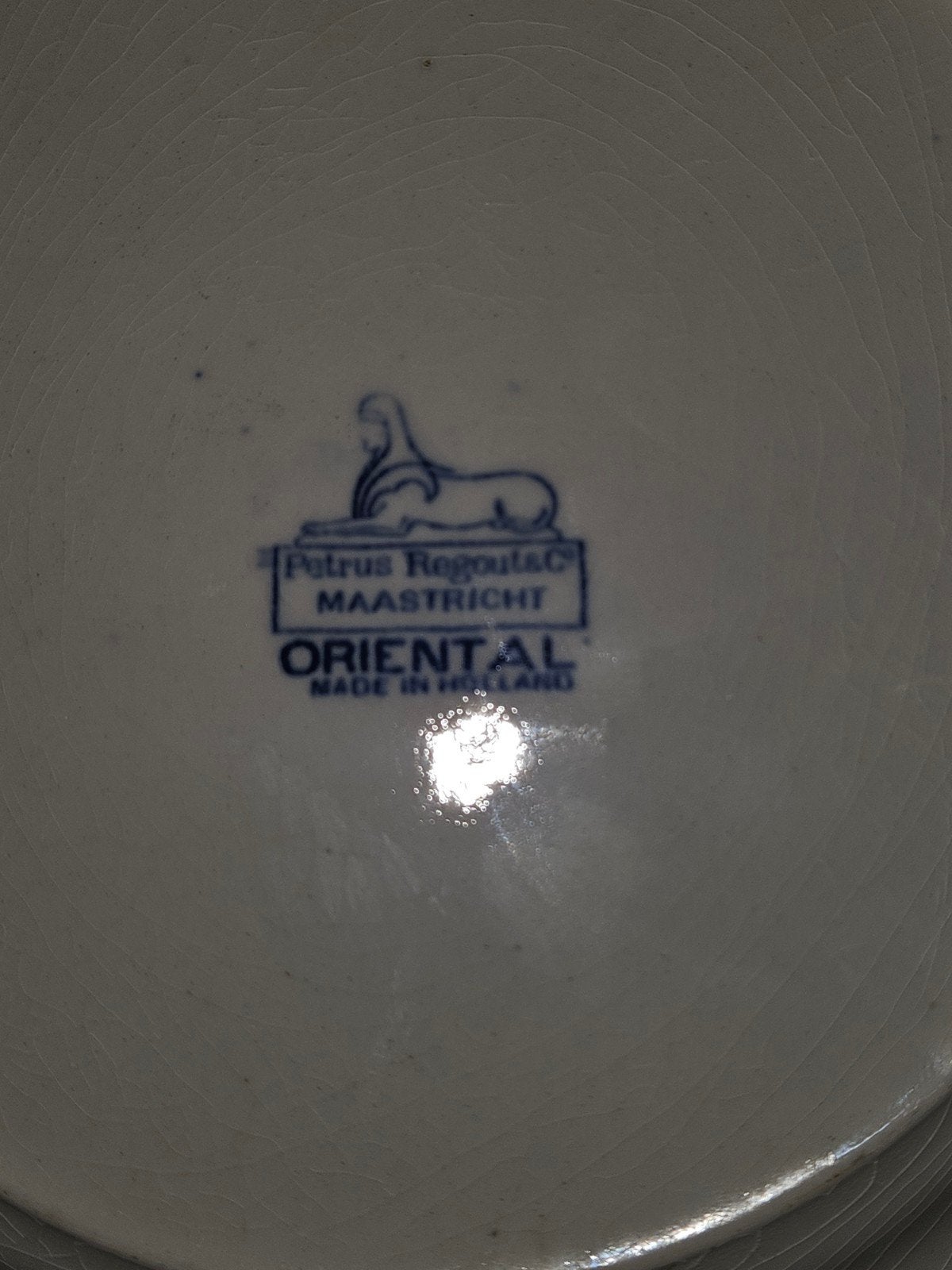 Antiek Petrus Regout Maastricht 'Oriental' bord, Antiek en Kunst, Ophalen of Verzenden