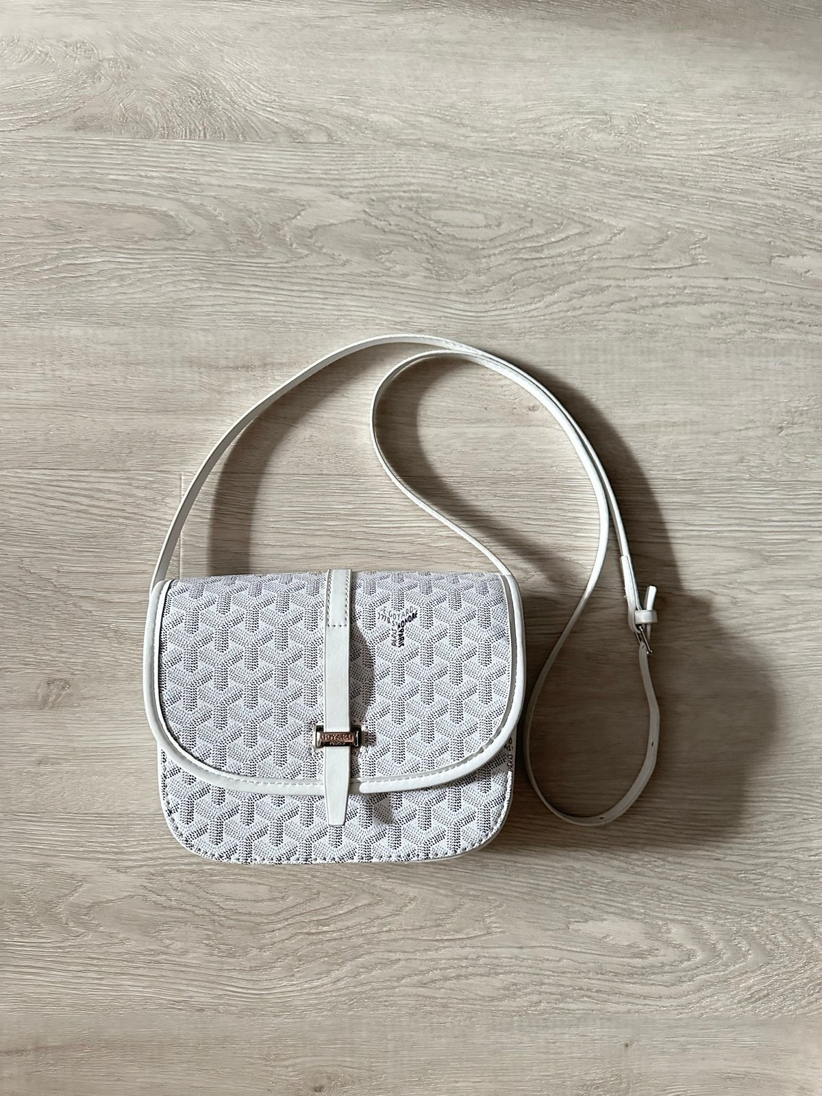 Goyard Schoudertas in goede staat, Ophalen of Verzenden, Zo goed als nieuw, Wit, Schoudertasje