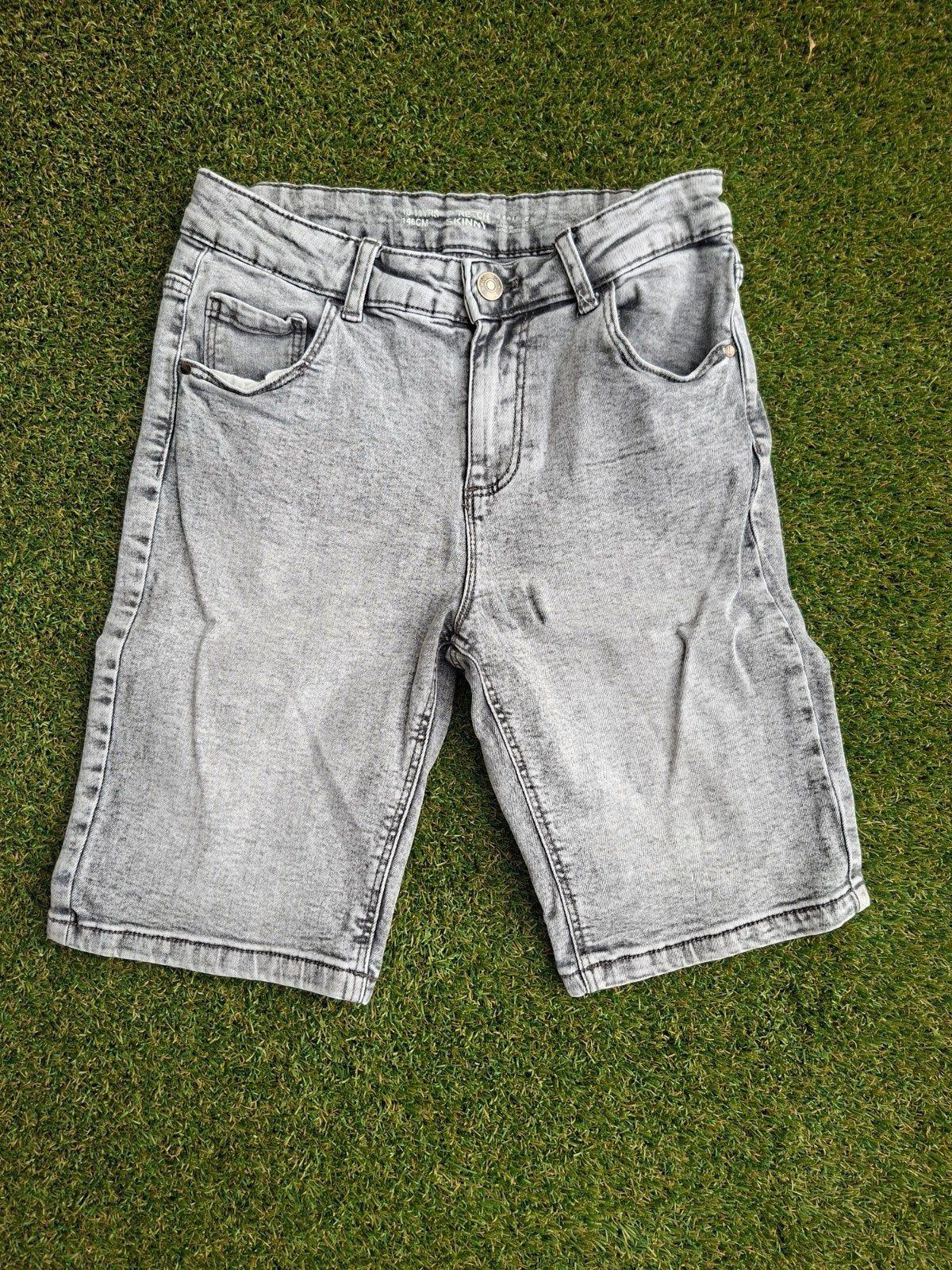 Grijze korte spijkerbroek - maat 146, Kinderen en Baby's, Kinderkleding | Maat 146, Broek, C&A, Jongen of Meisje, Ophalen of Verzenden