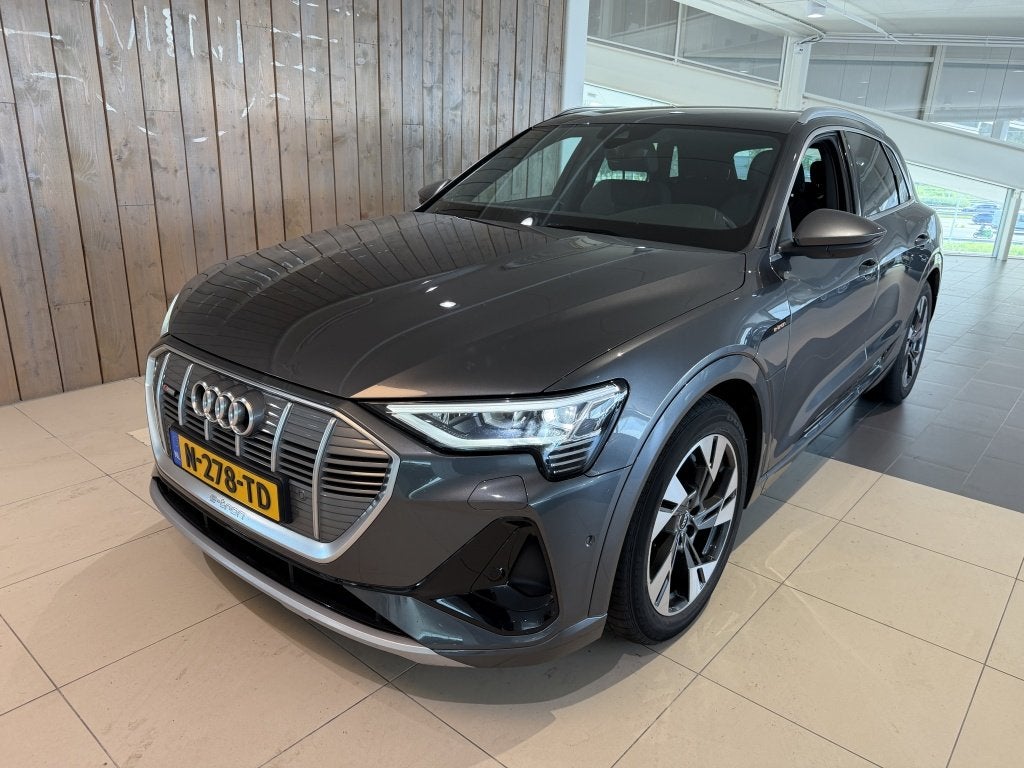 Audi e-tron 55 quattro S edition 95 kWh (bj 2021, automaat), Auto's, Automaat, 131 €/maand, 0 cilinders, 95 kWh
