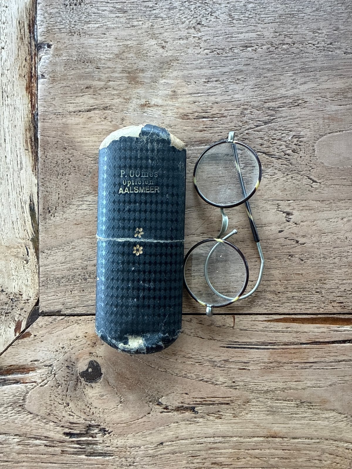 Antieke Pince-nez bril met etui van P. Oomes Opticien, Ophalen of Verzenden