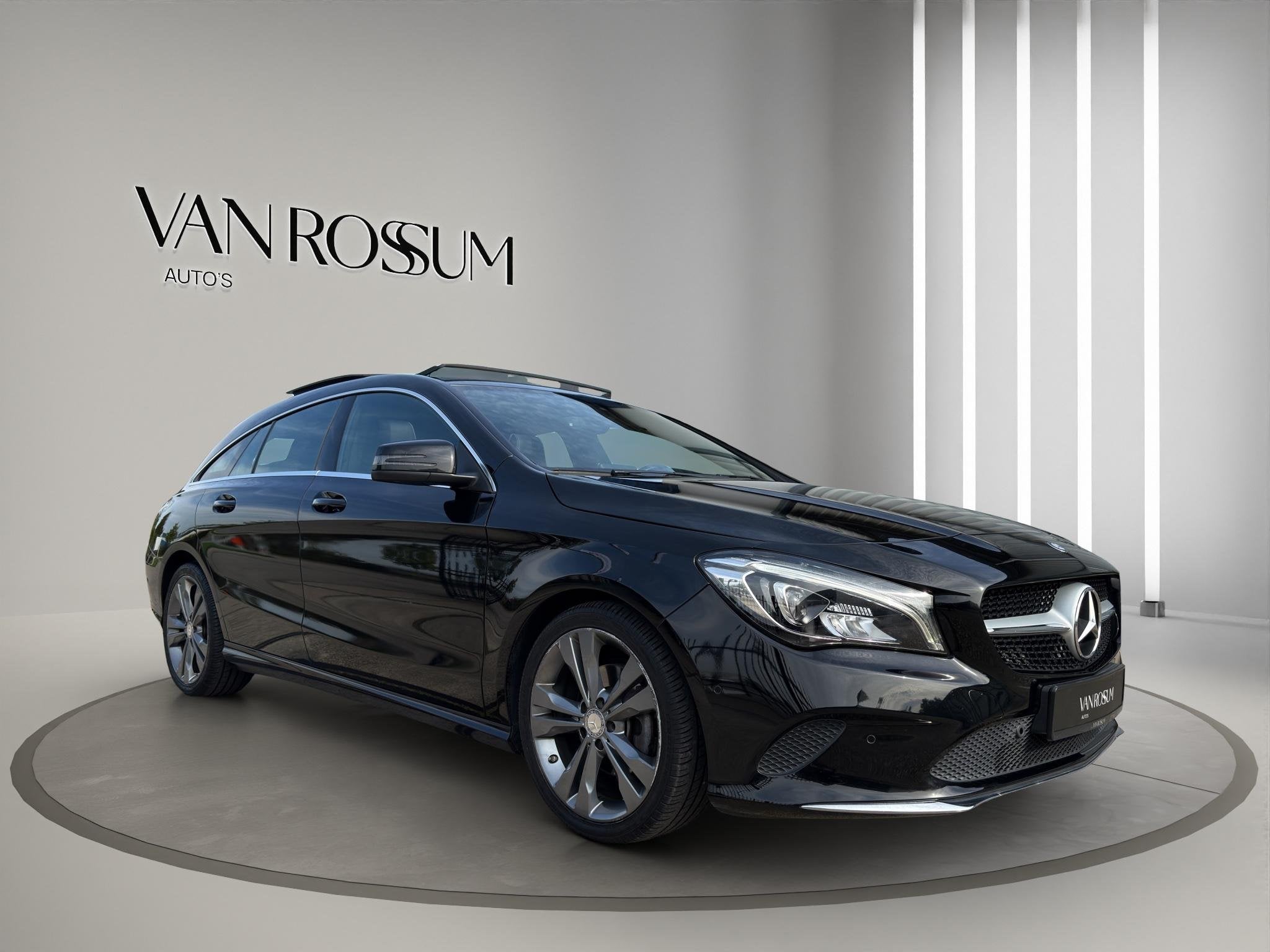 Mercedes-Benz CLA-klasse Shooting Brake 180 Lease Edition Am, Auto's, Voorwielaandrijving, Gebruikt, 4 cilinders, 715 kg