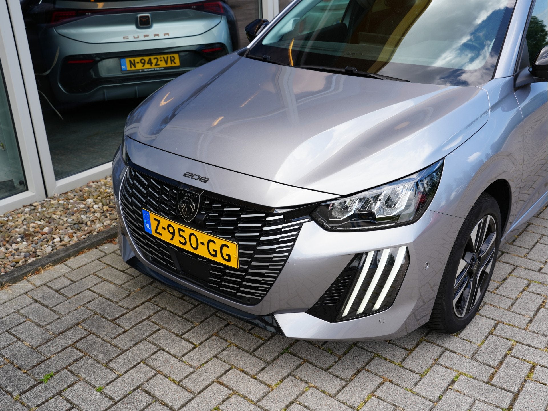 Peugeot e-208 EV Allure 51 kWh | Warmtepomp | Adaptieve crui, 12 maanden, Stof, Gebruikt, 156 pk