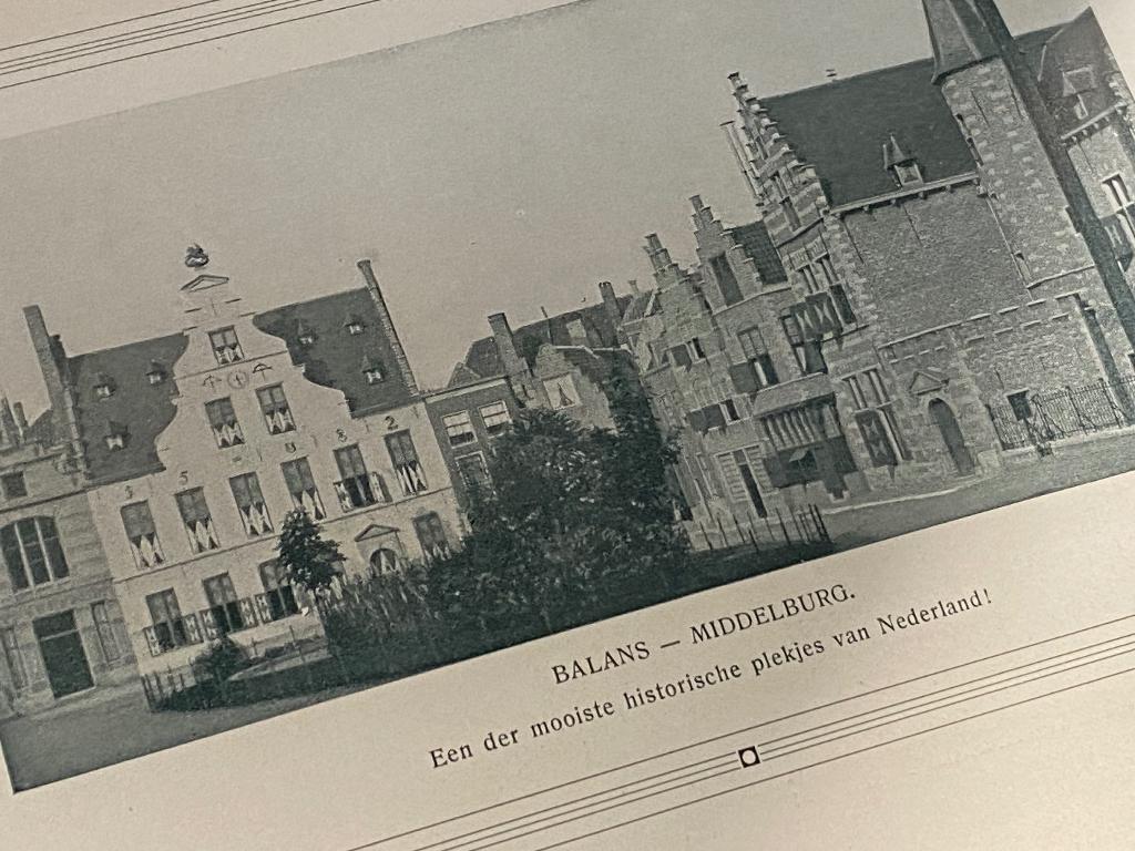Door Hollands watertuin en heuvelland, een schets...  1912, Ophalen of Verzenden, 20e eeuw of later, Zo goed als nieuw