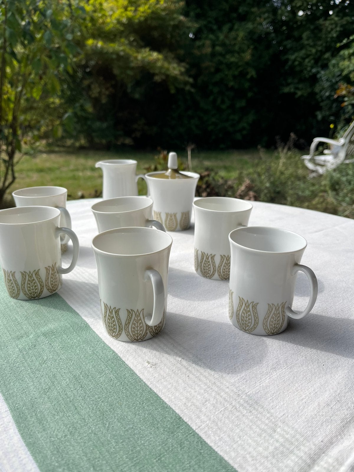 Vintage/retro servies olijfgroen