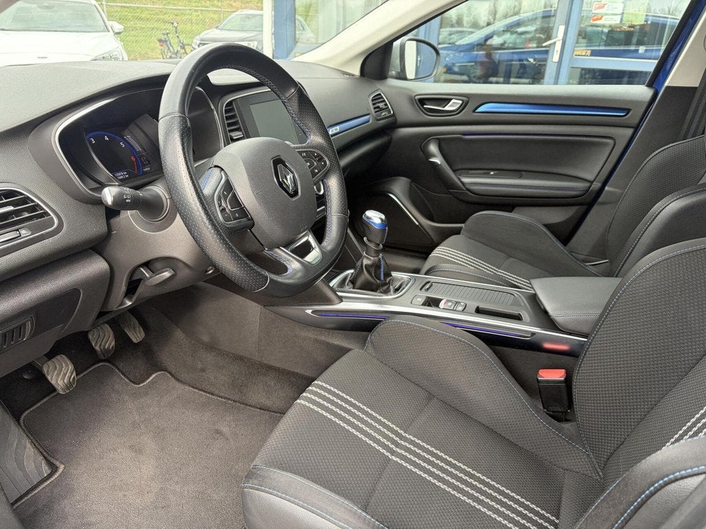 Renault Megane Estate 1.2 TCe GT-Line, Auto's, Stof, Gebruikt, 4 cilinders, Met garantie (alle)