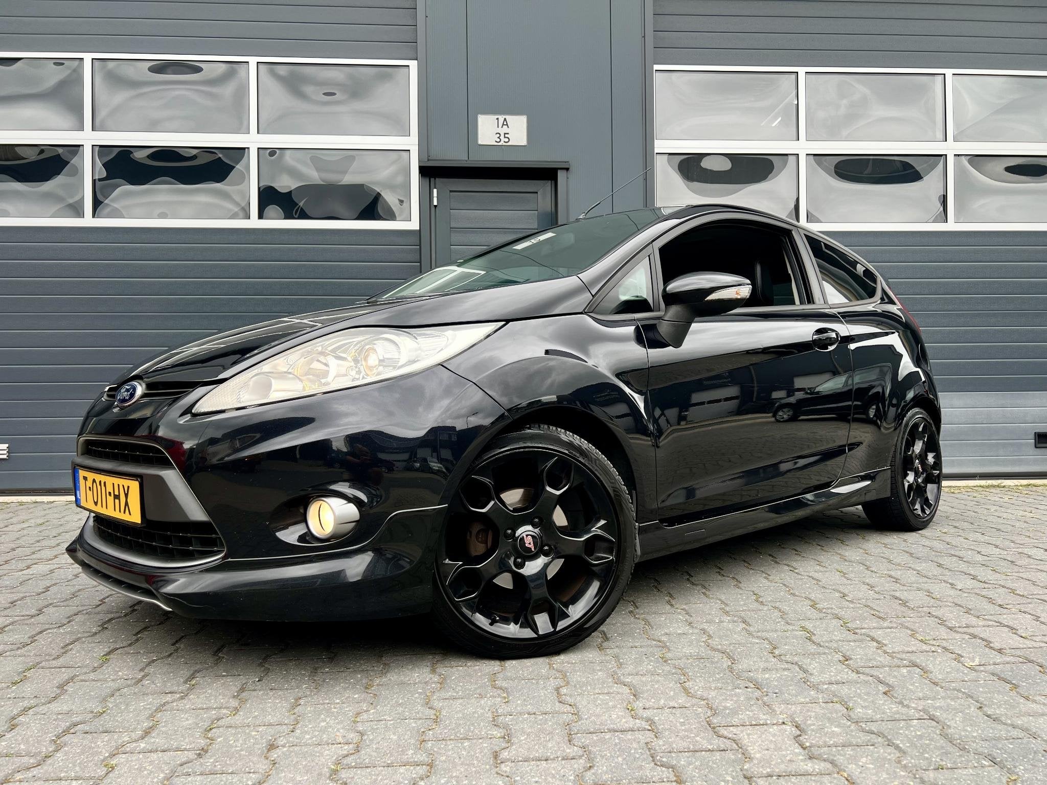 Ford Fiesta 1.6 Metal *ST-LINE*135PK*ECC*PDC, Auto's, 1596 cc, 135 pk, Gebruikt, 31 €/maand