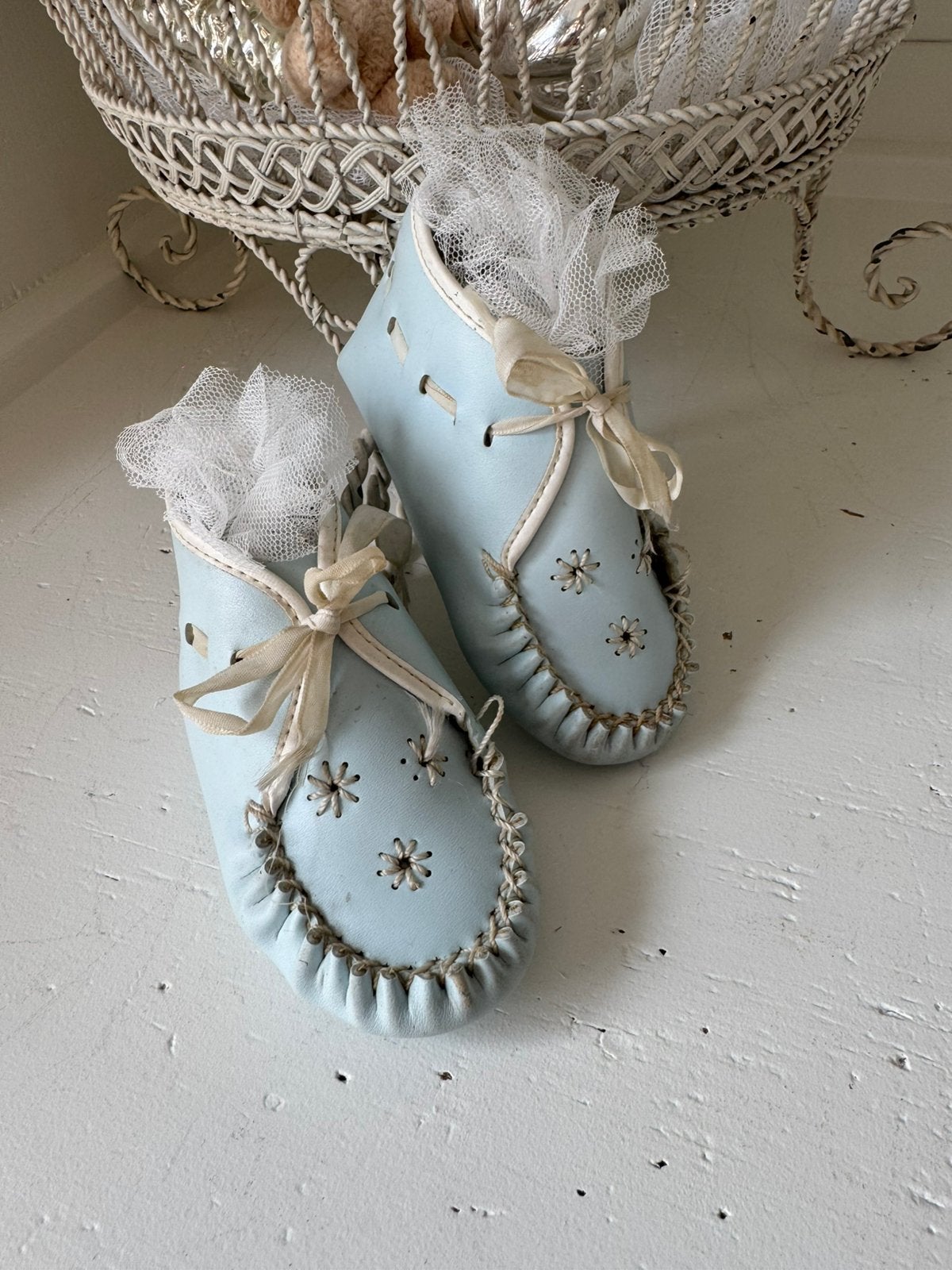 Vintage babyschoentjee, Antiek en Kunst, Antiek | Kleding en Accessoires, Ophalen of Verzenden