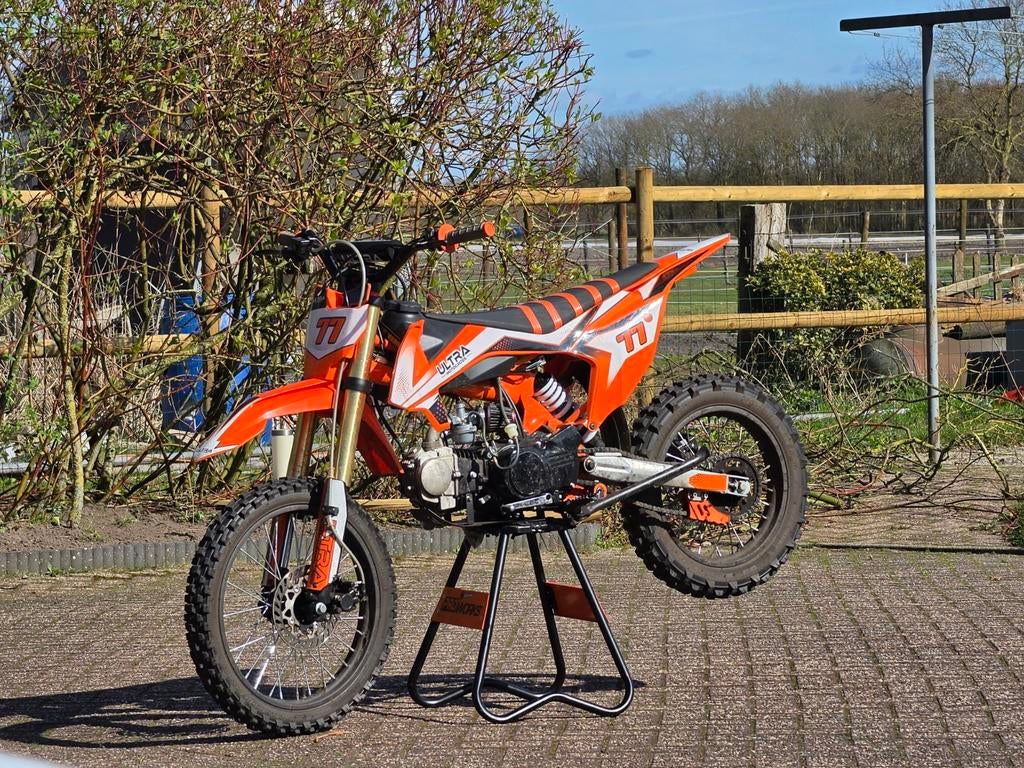 Ultra Crossmotor 125cc 4-takt - Altijd goed onderhouden, Ophalen of Verzenden