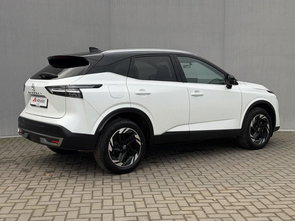 Nissan Qashqai 1.3 MHEV Xtronic N-Connecta / Panoramadak / F, Auto's, Nissan, 4 cilinders, Leder en Stof, Wit, 1365 kg